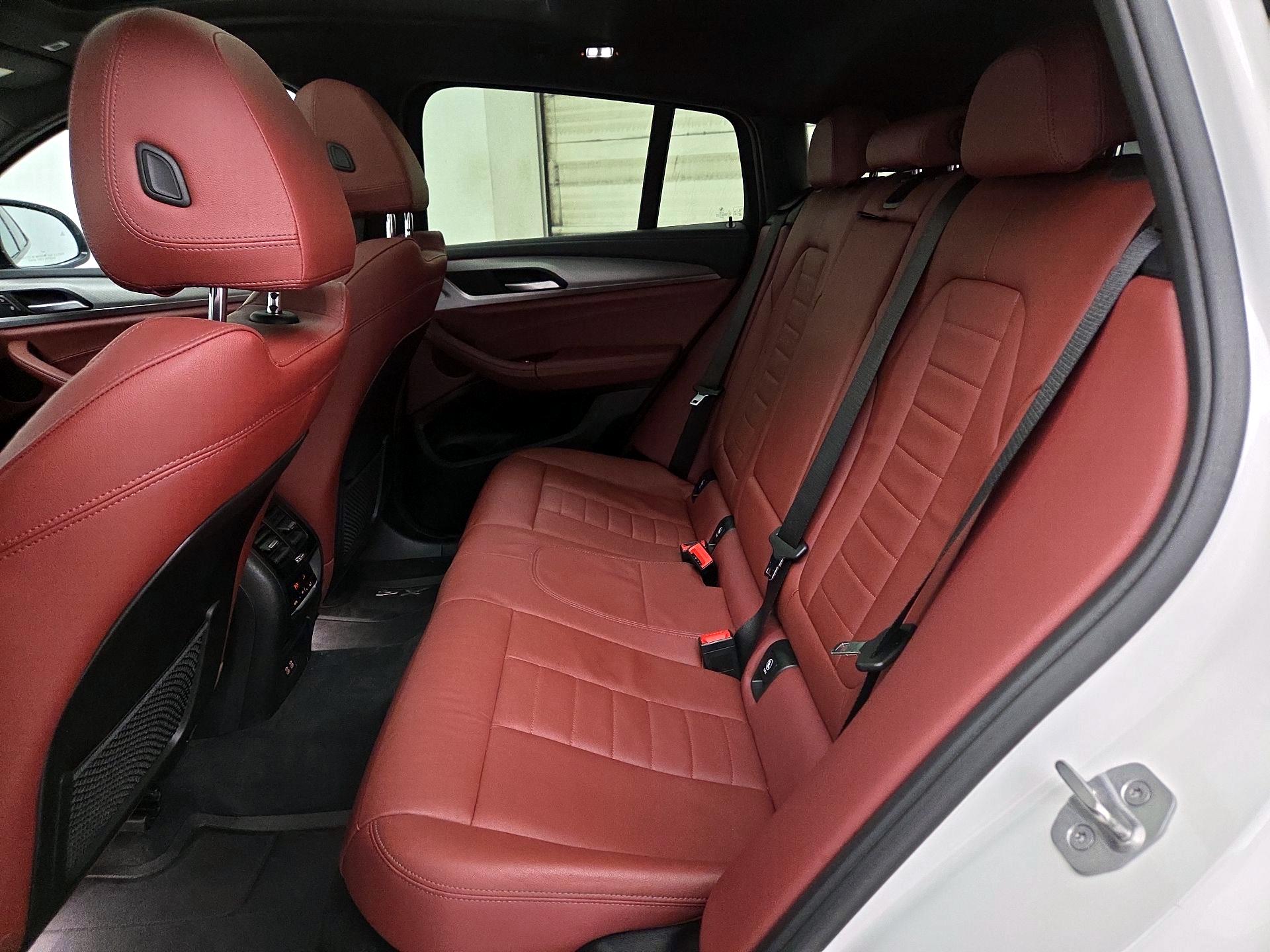 Thumbnail: 2021 BMW X4 - 20