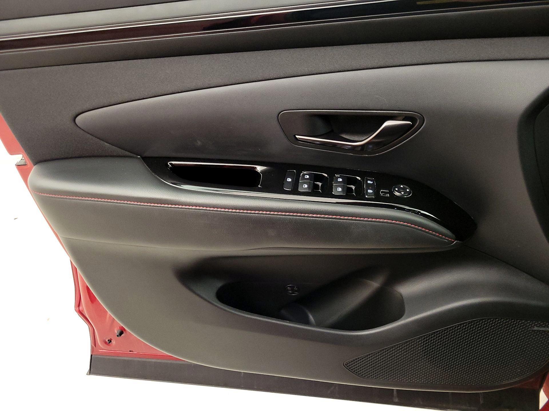 Thumbnail: 2023 Hyundai Tucson - 12