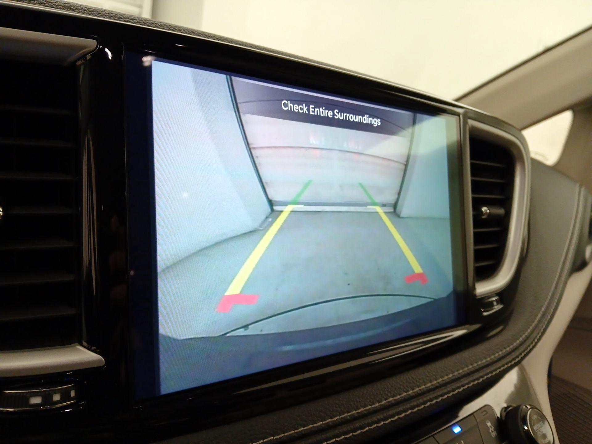 Thumbnail: 2021 Chrysler Pacifica - 14