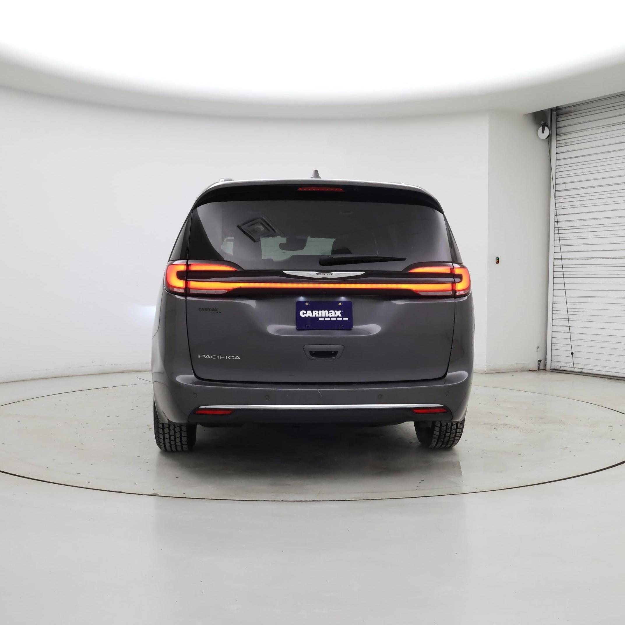 Thumbnail: 2021 Chrysler Pacifica - 6
