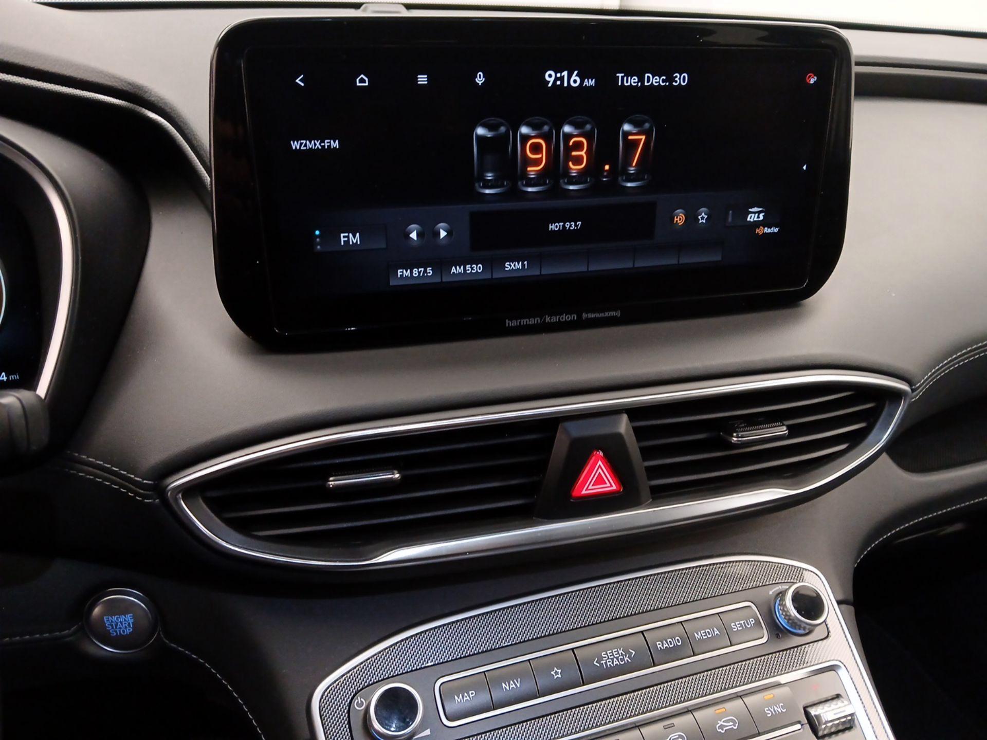 Thumbnail: 2022 Hyundai Santa Fe - 16