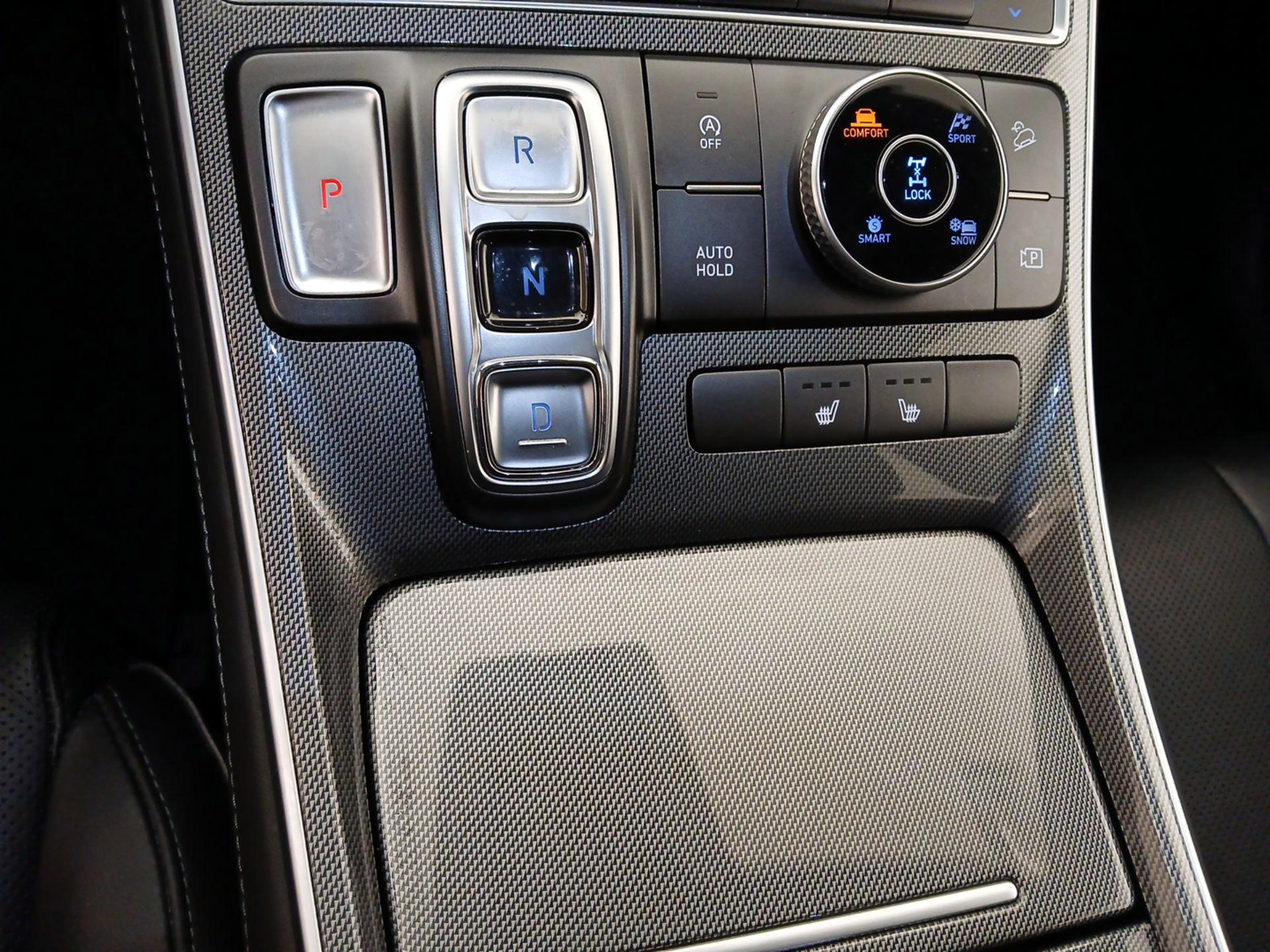 Thumbnail: 2022 Hyundai Santa Fe - 18