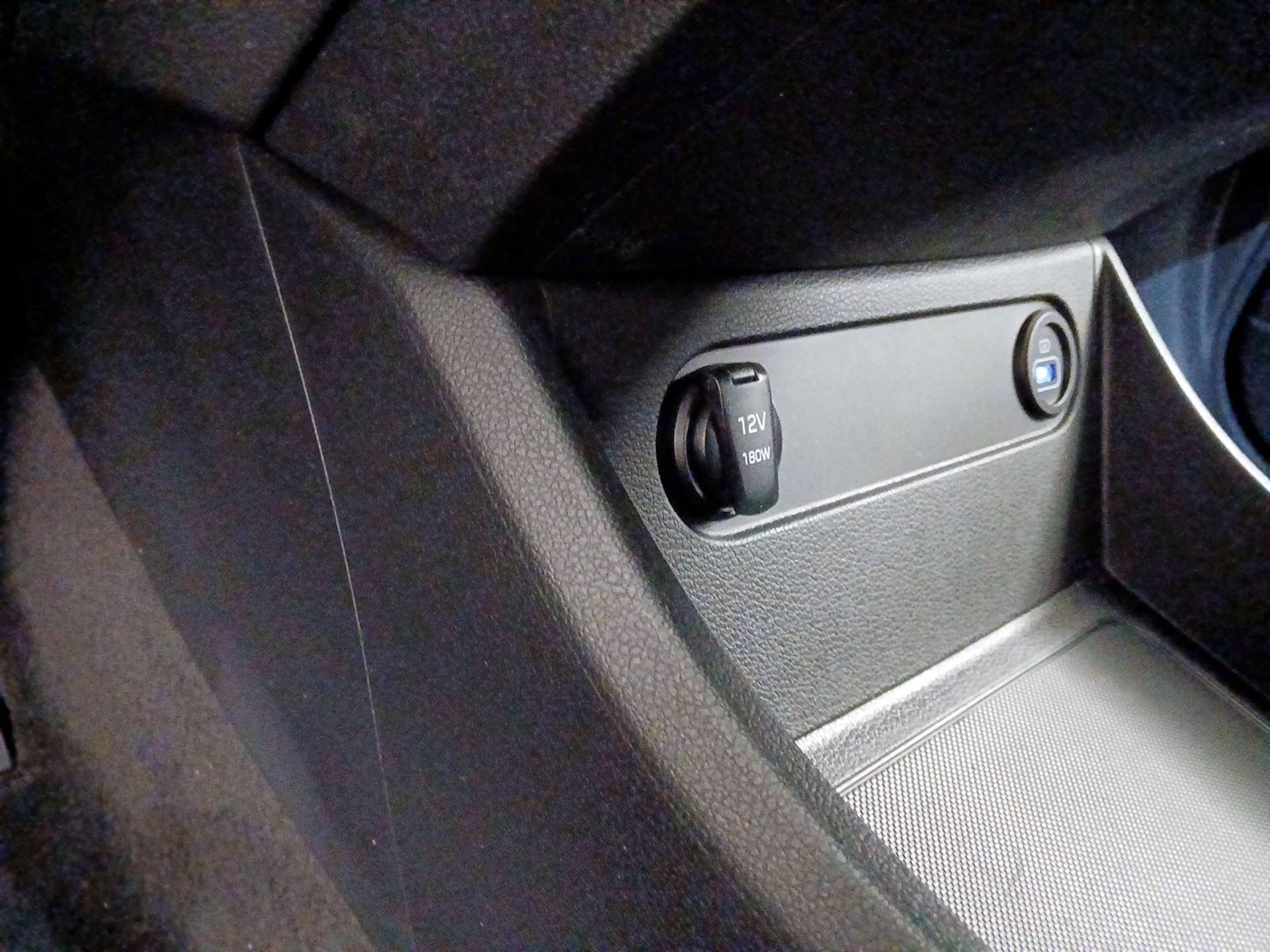 Thumbnail: 2022 Hyundai Santa Fe - 19