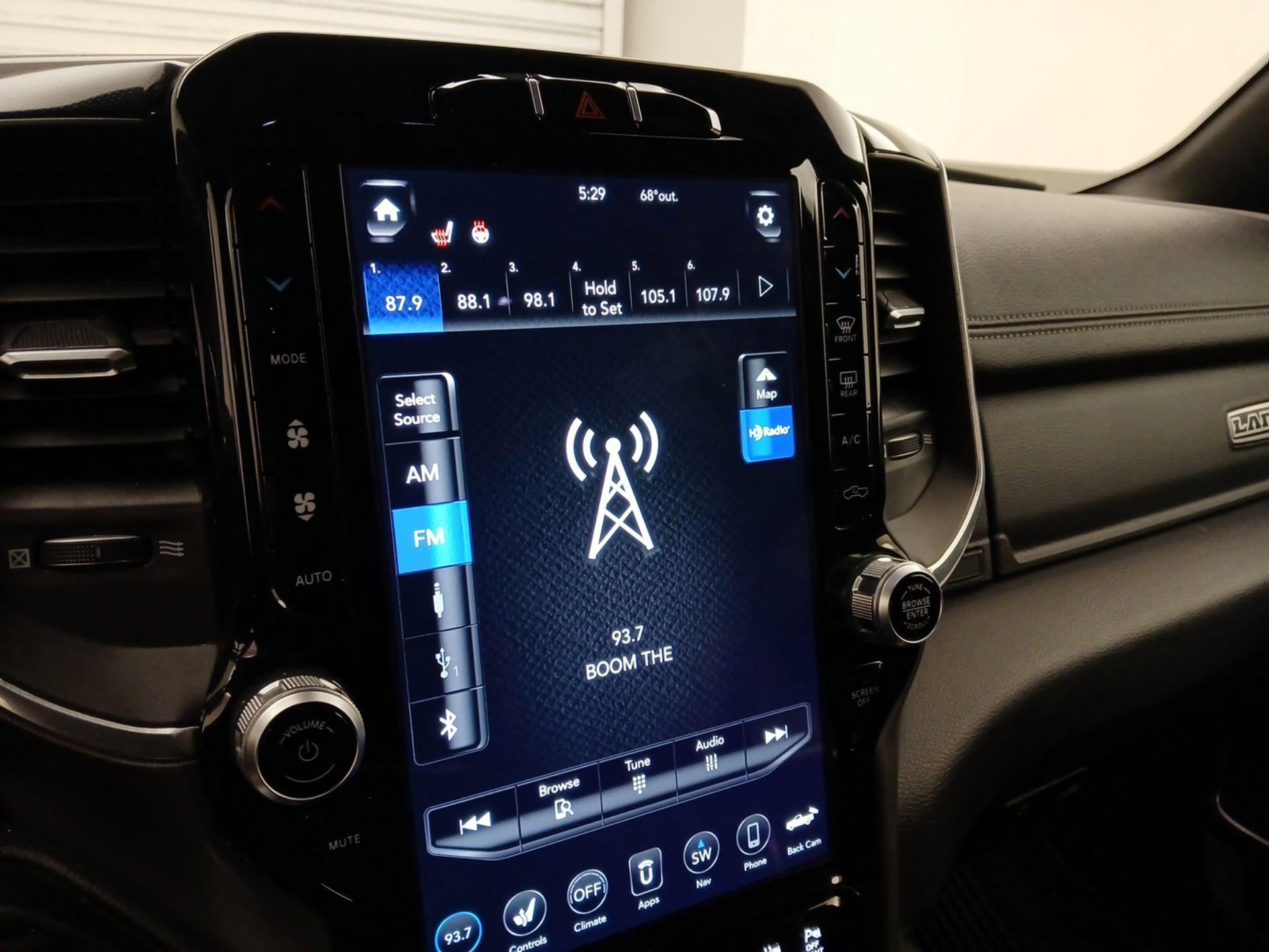 Thumbnail: 2021 RAM 1500 - 16