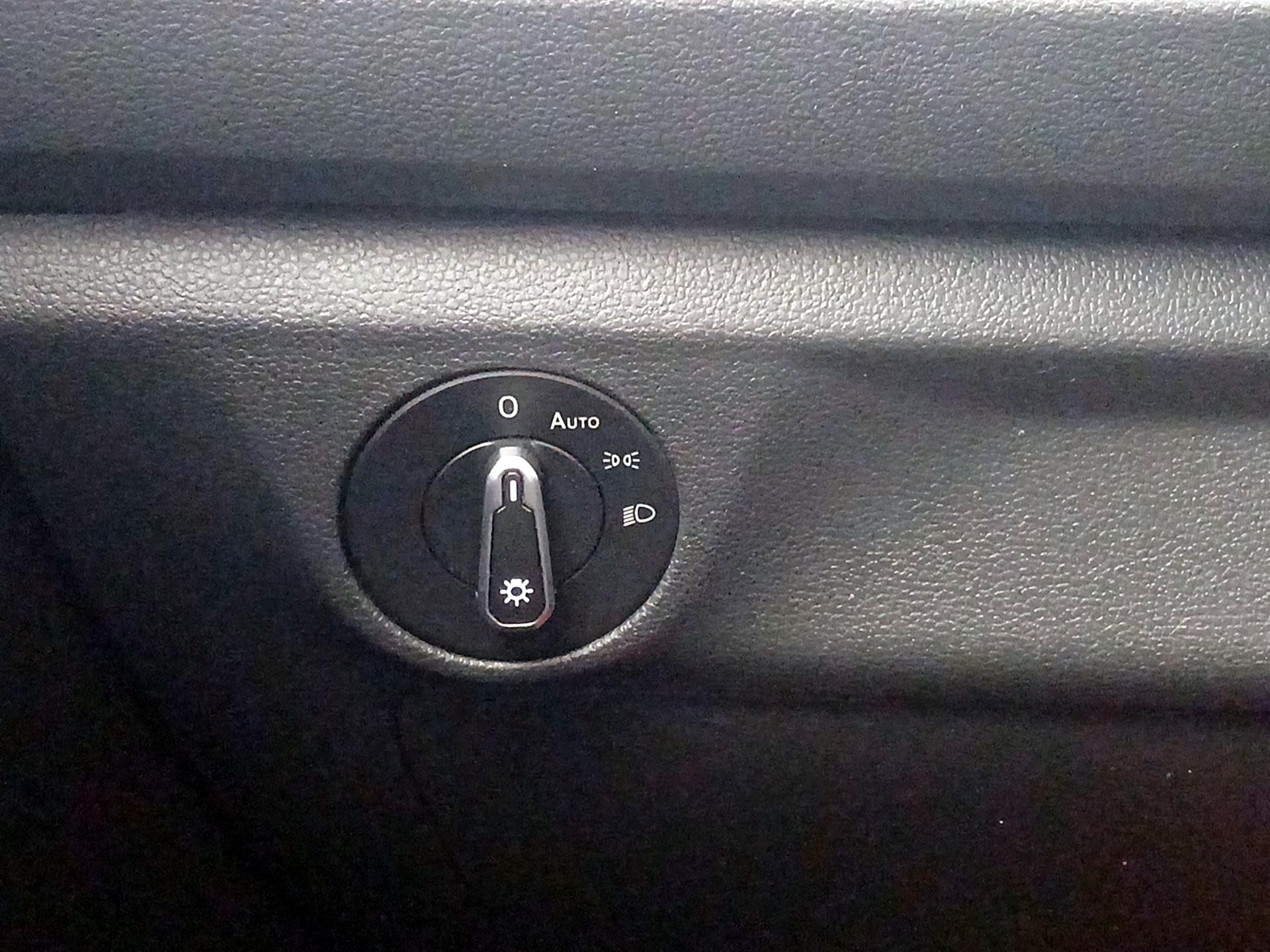 Thumbnail: 2024 Volkswagen Jetta - 13