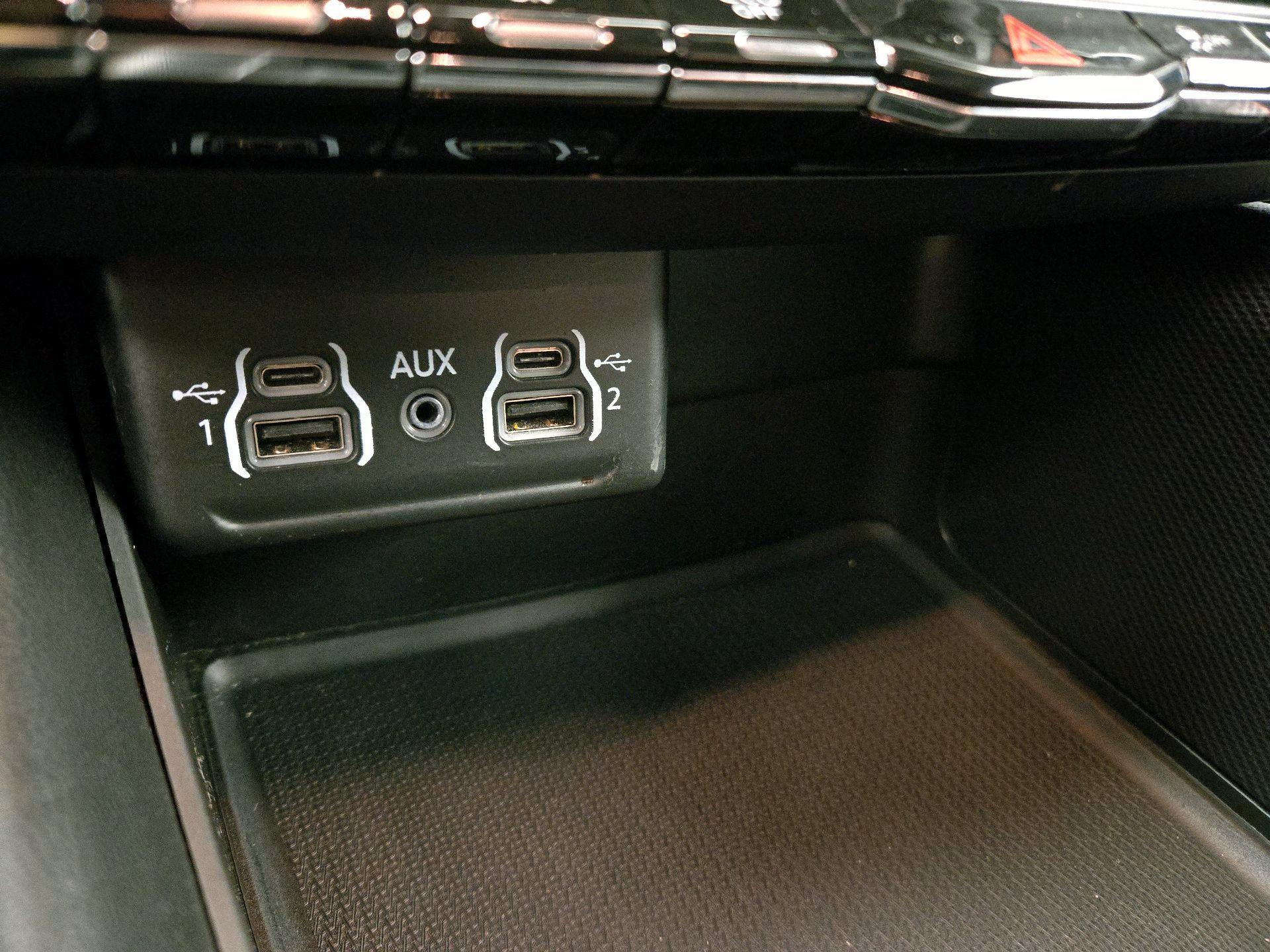 Thumbnail: 2021 Dodge Durango - 19