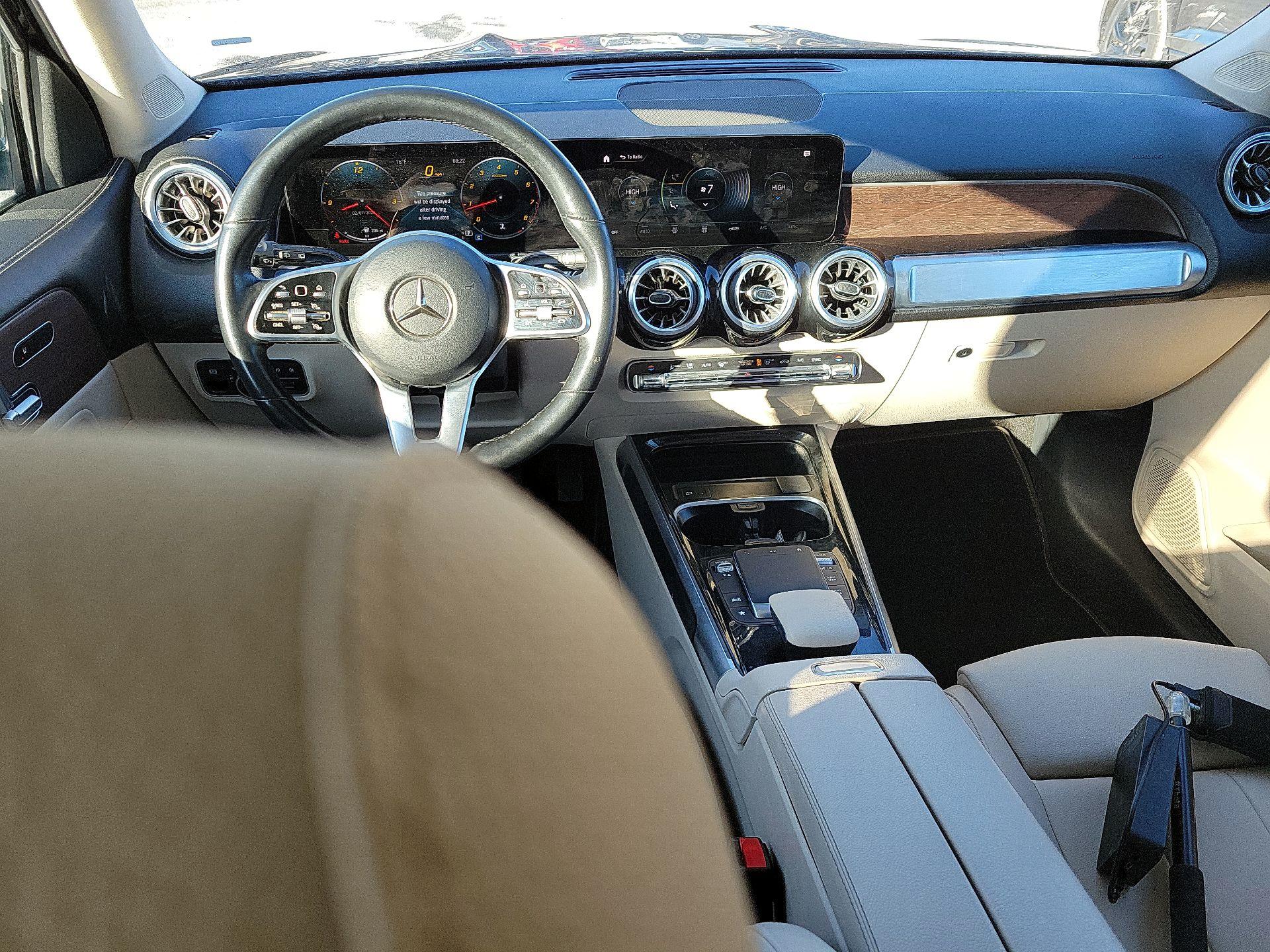 Thumbnail: 2023 Mercedes-Benz GLB - 8