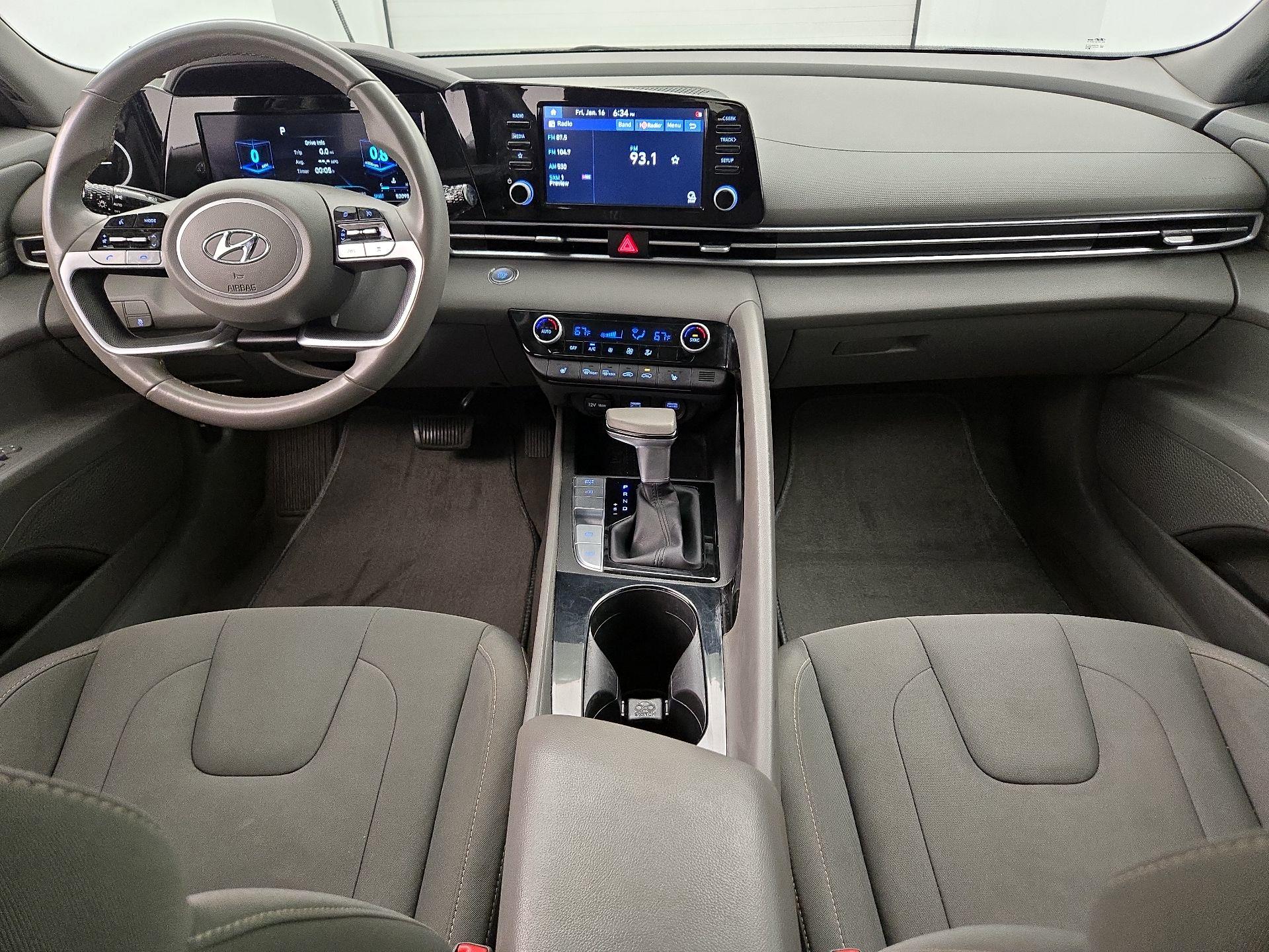 Thumbnail: 2021 Hyundai Elantra - 9