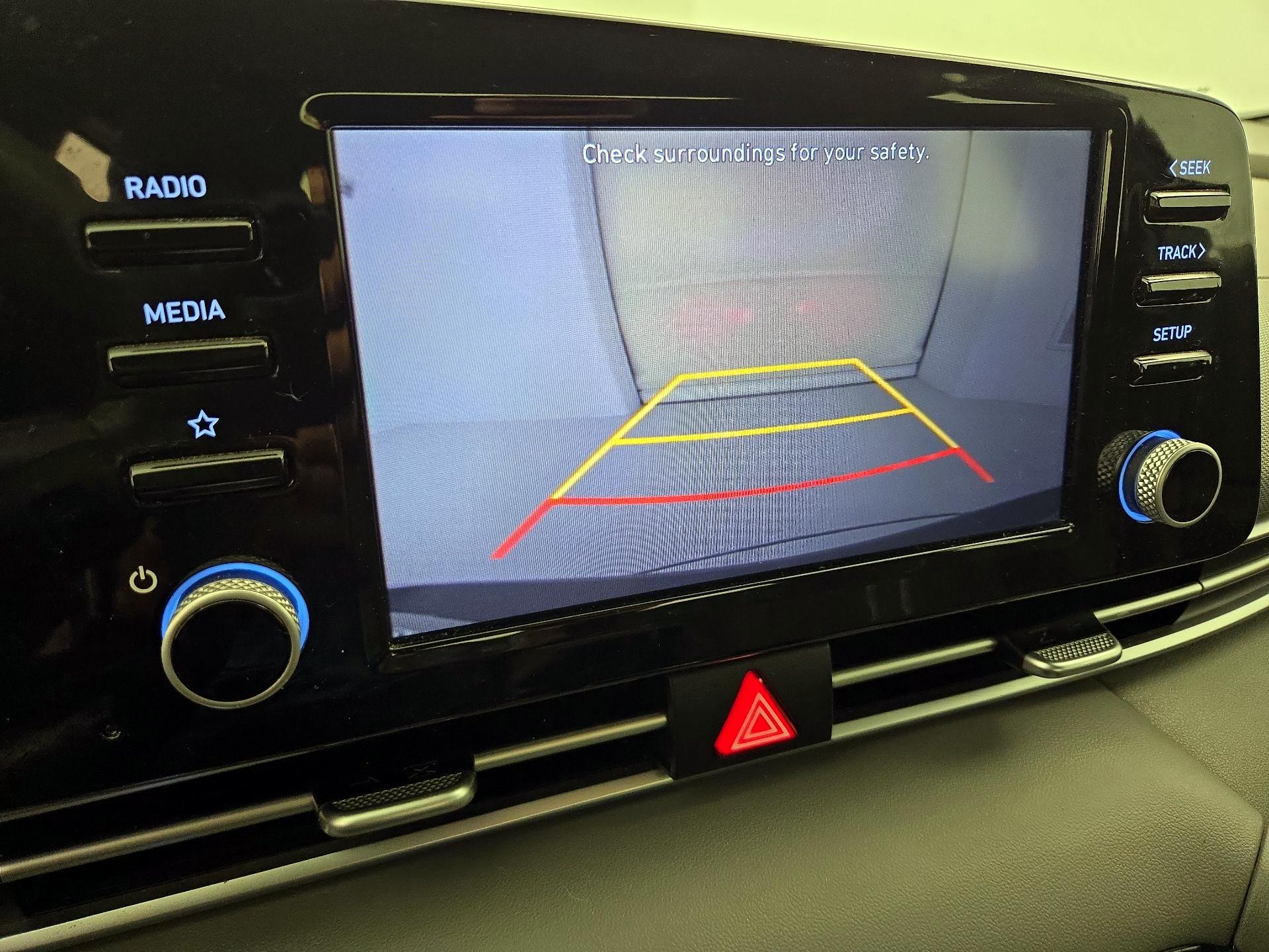 Thumbnail: 2021 Hyundai Elantra - 14