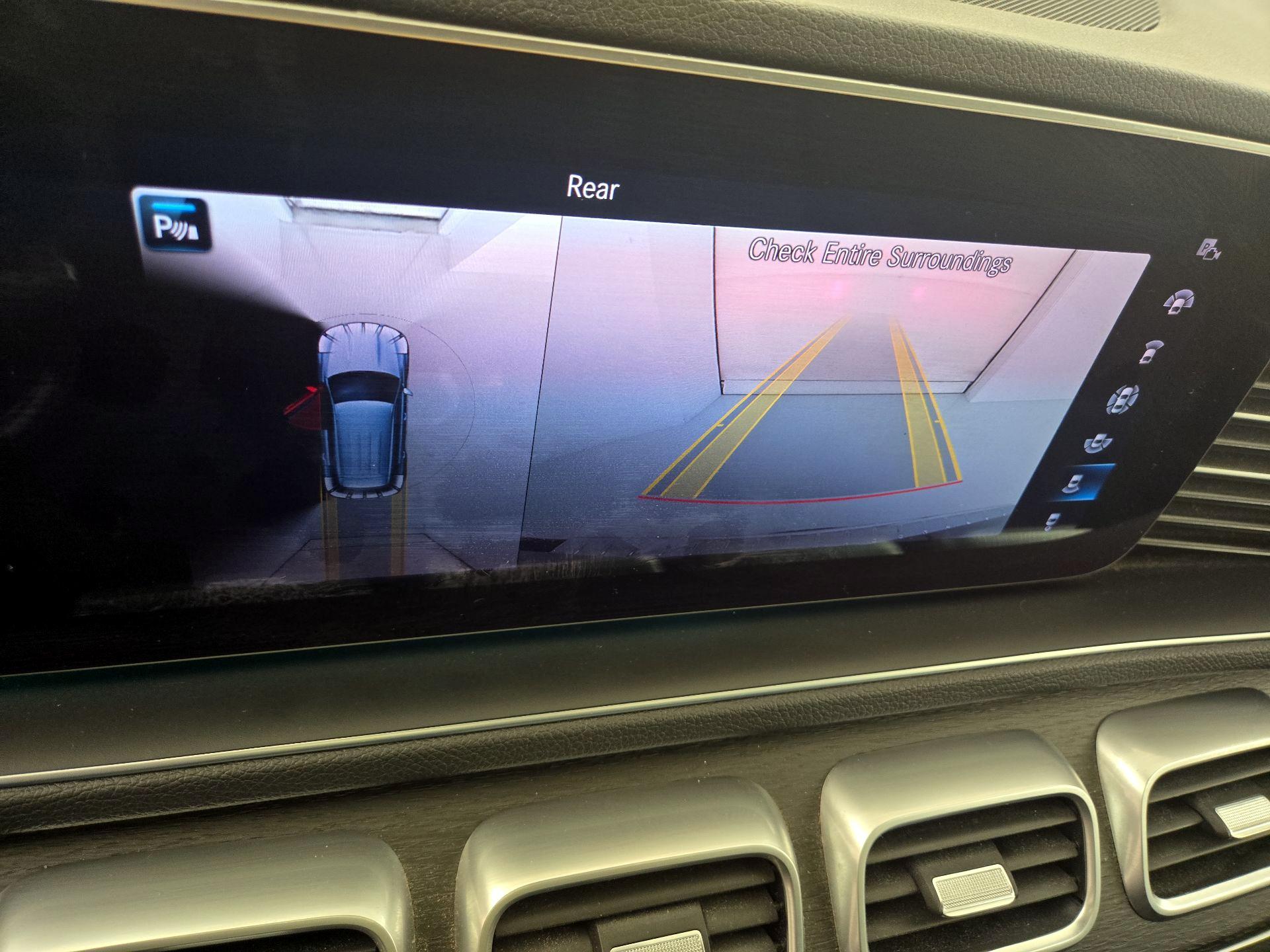 Thumbnail: 2023 Mercedes-Benz GLE - 15