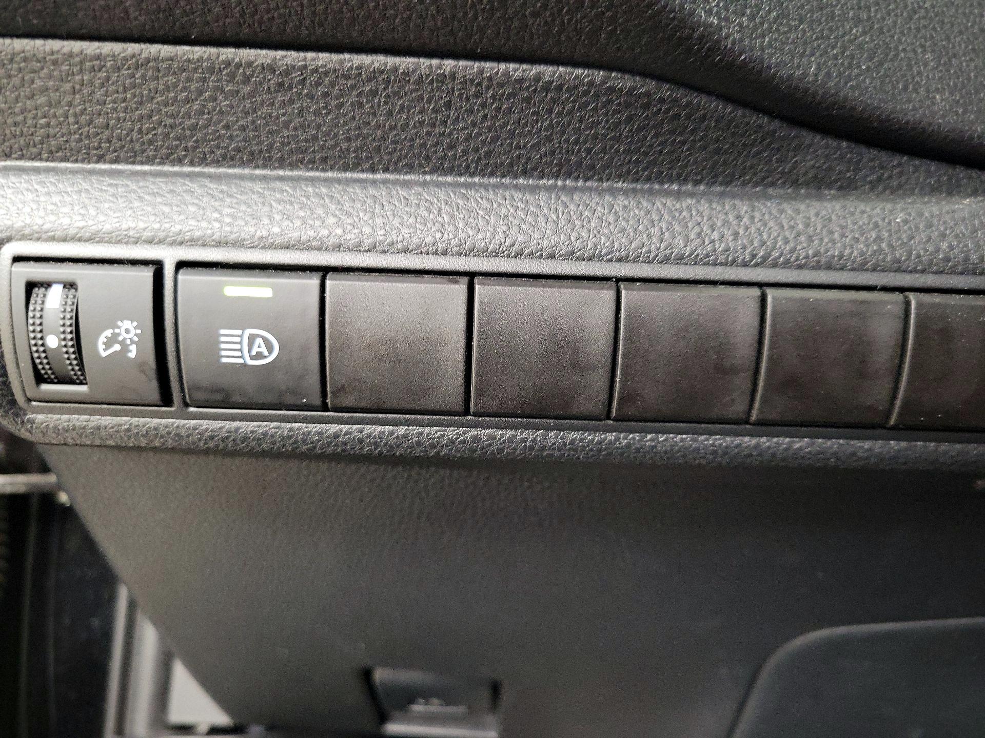 Thumbnail: 2024 Toyota Corolla - 13