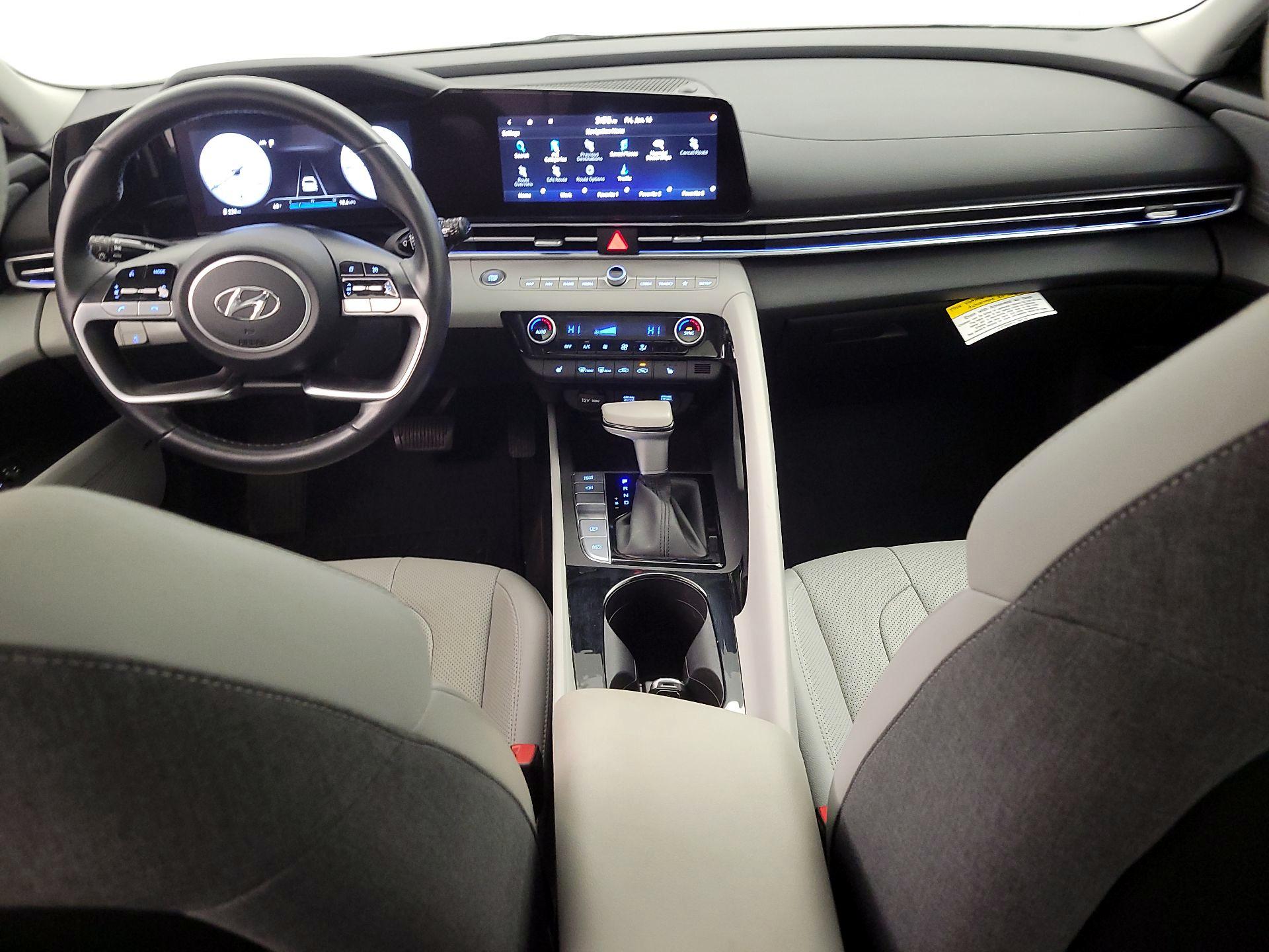 Thumbnail: 2023 Hyundai Elantra - 9