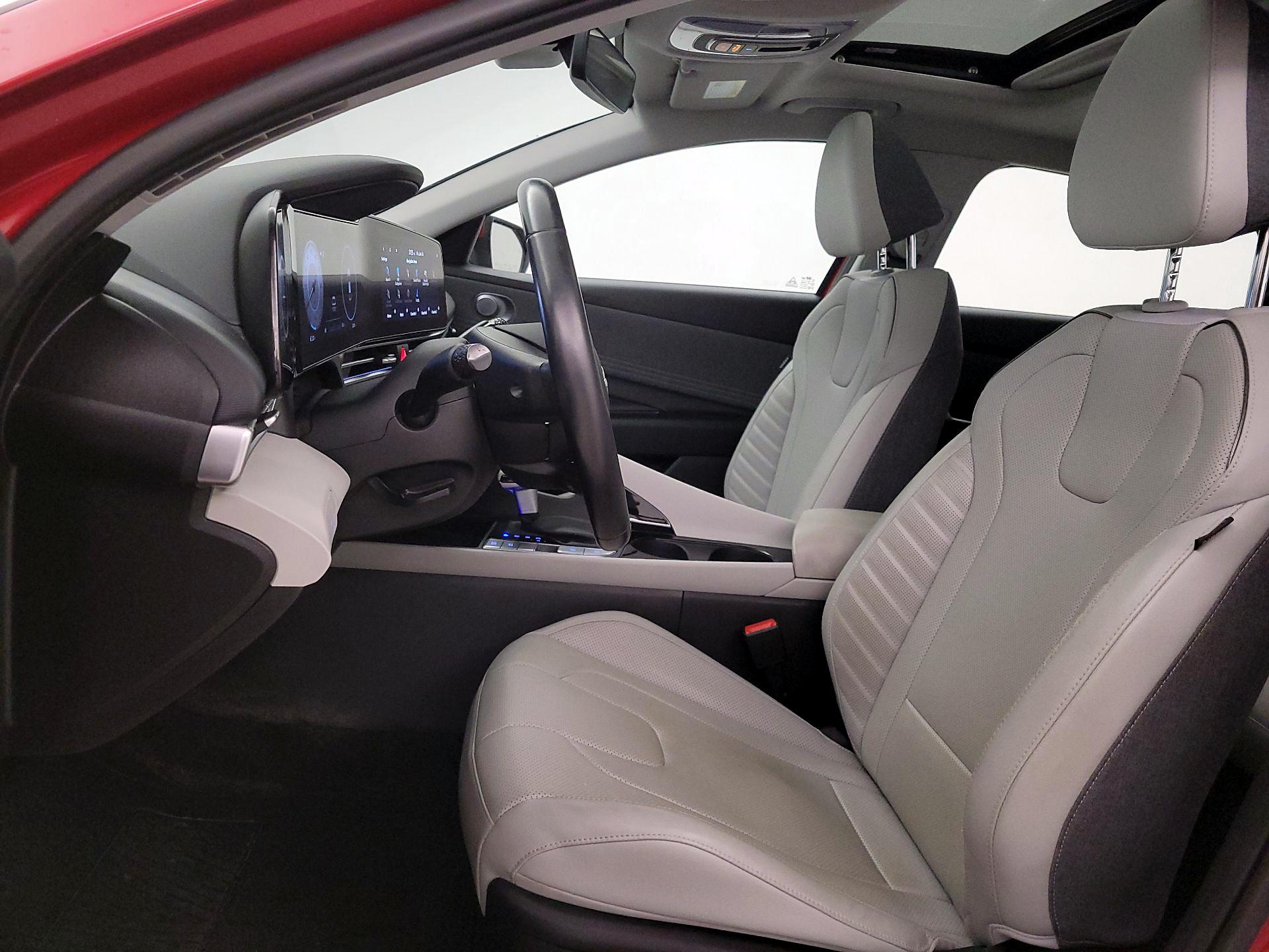 Thumbnail: 2023 Hyundai Elantra - 11