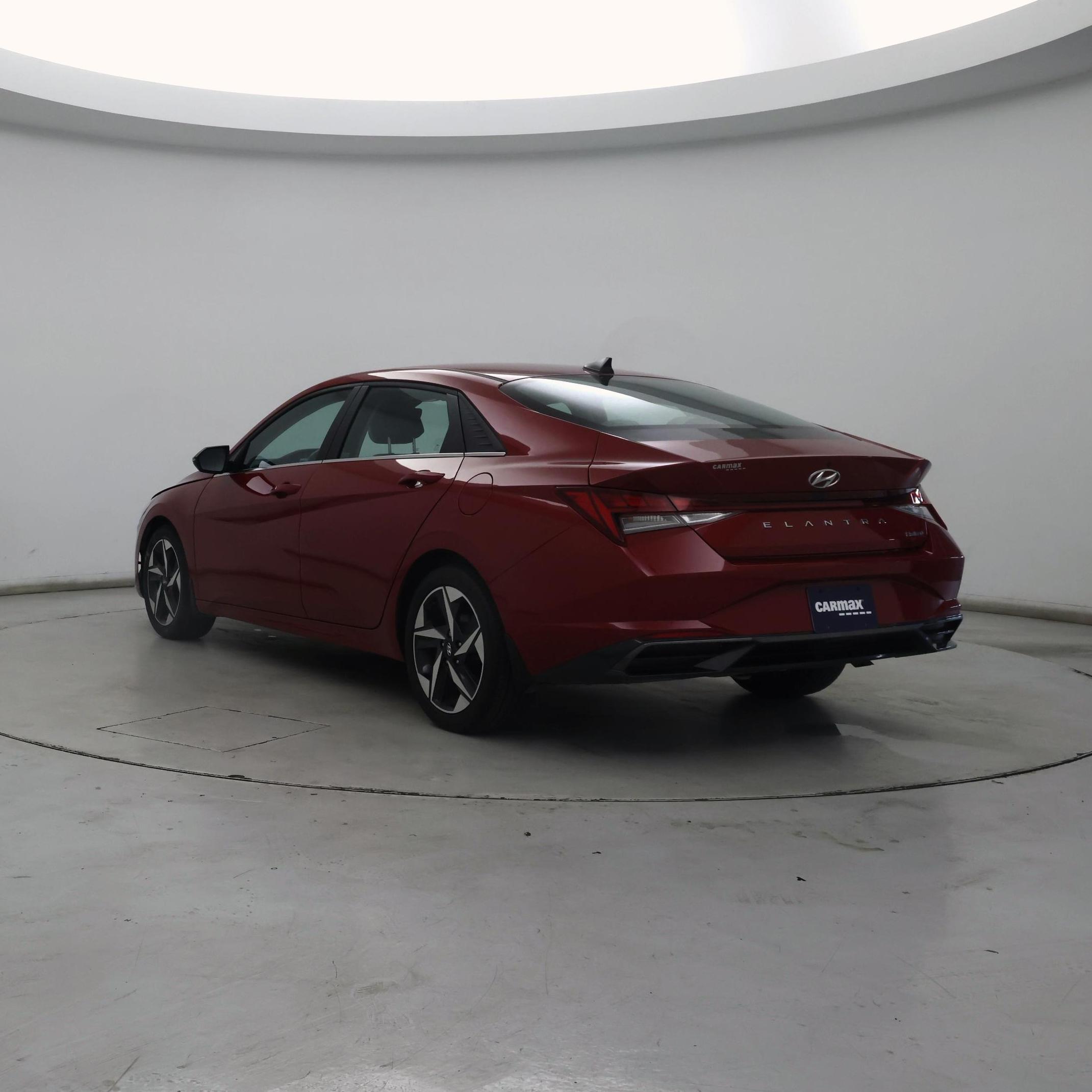 Thumbnail: 2023 Hyundai Elantra - 2