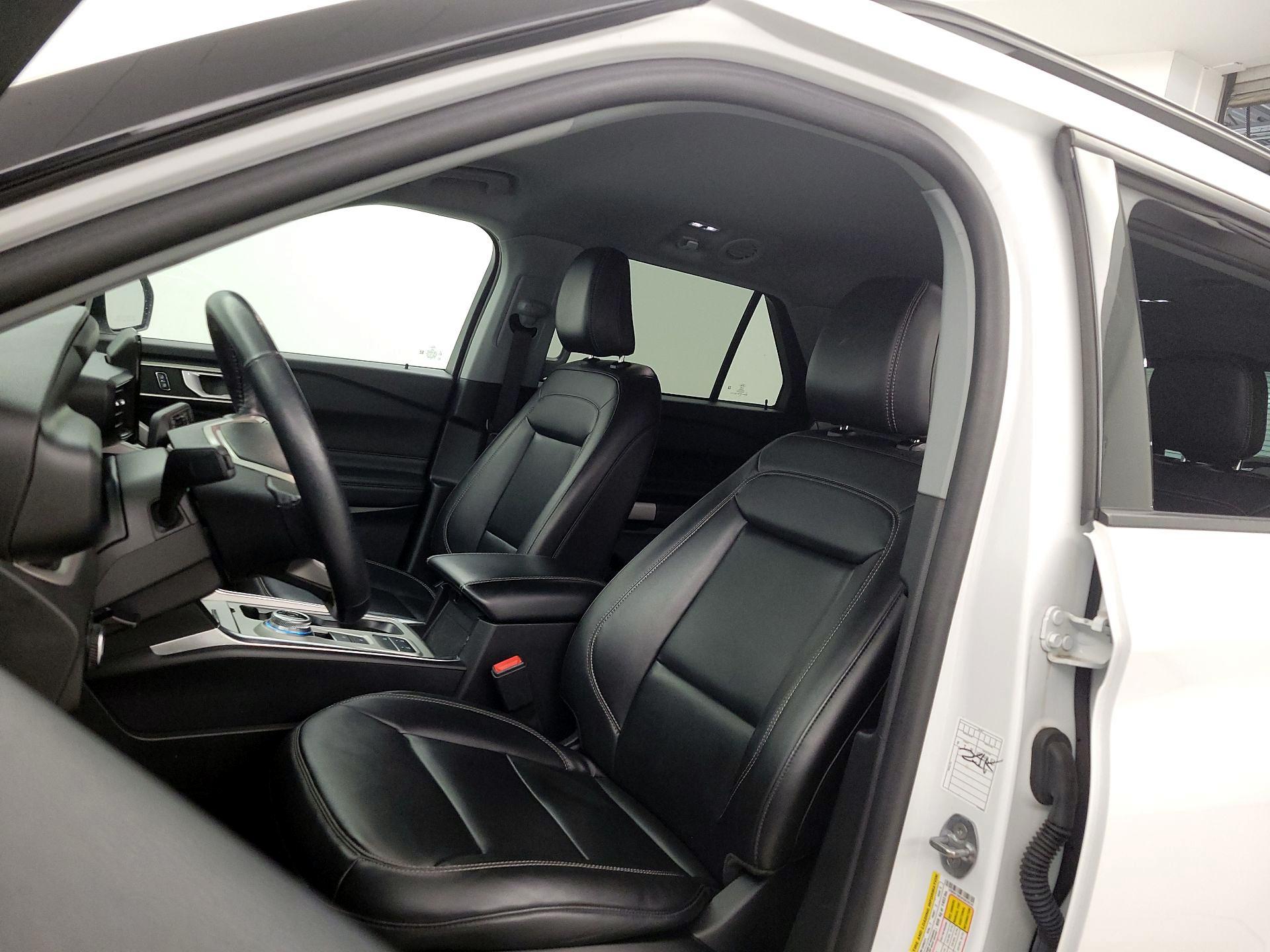 Thumbnail: 2023 Ford Explorer - 11