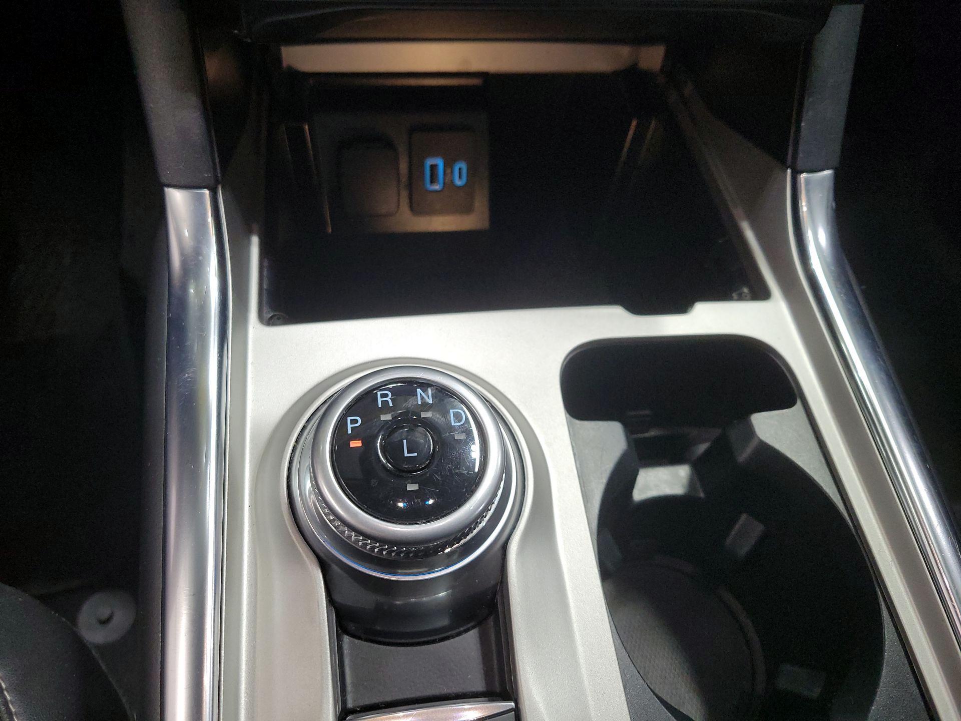 Thumbnail: 2023 Ford Explorer - 16