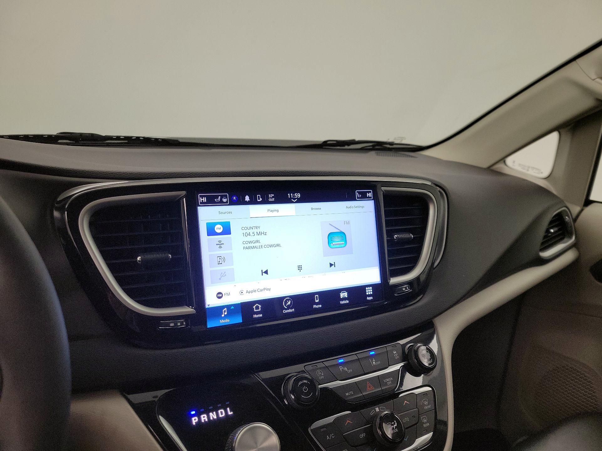 Thumbnail: 2024 Chrysler Pacifica - 15