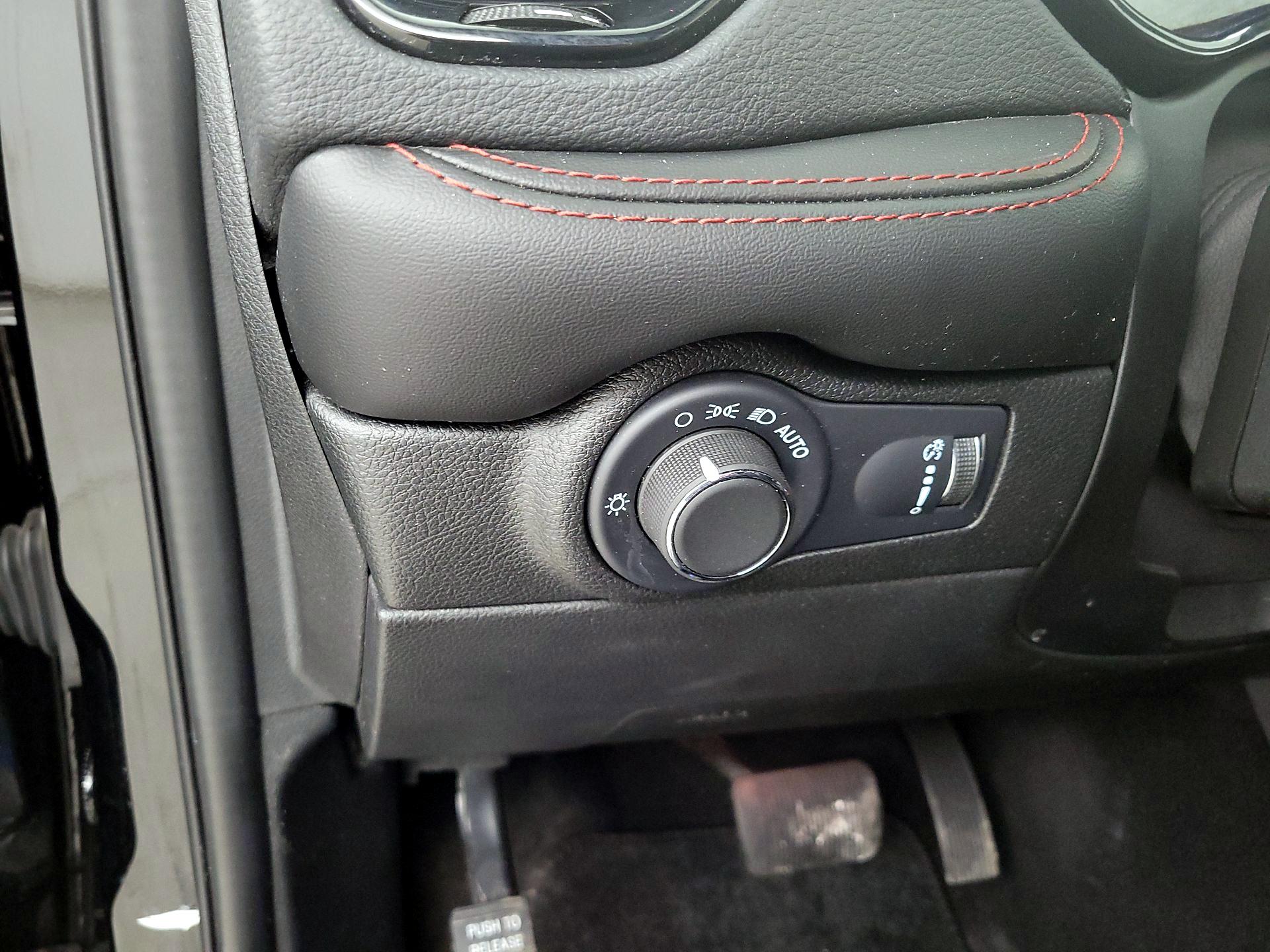 Thumbnail: 2024 Dodge Durango - 13