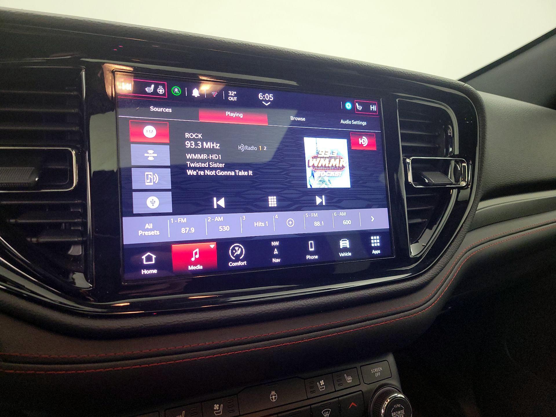 Thumbnail: 2024 Dodge Durango - 16