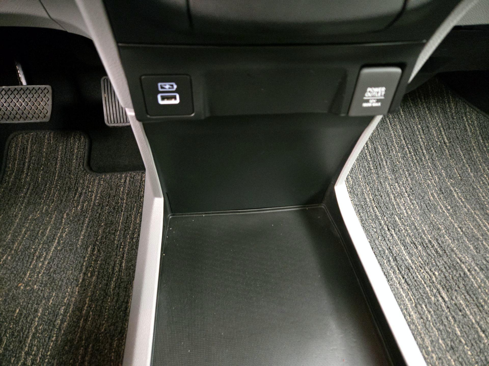 Thumbnail: 2023 Honda Odyssey - 18