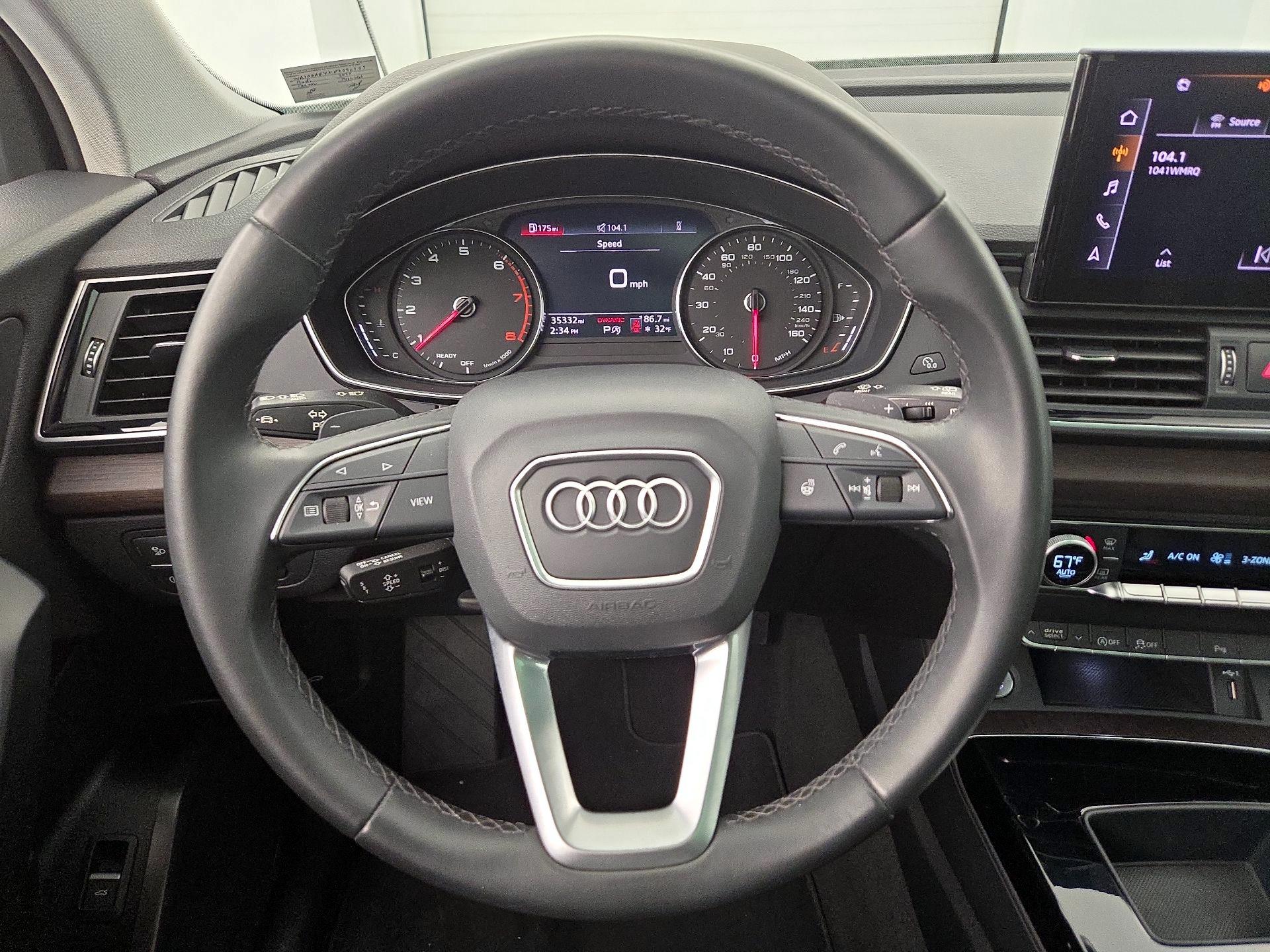 Thumbnail: 2023 Audi Q5 - 10