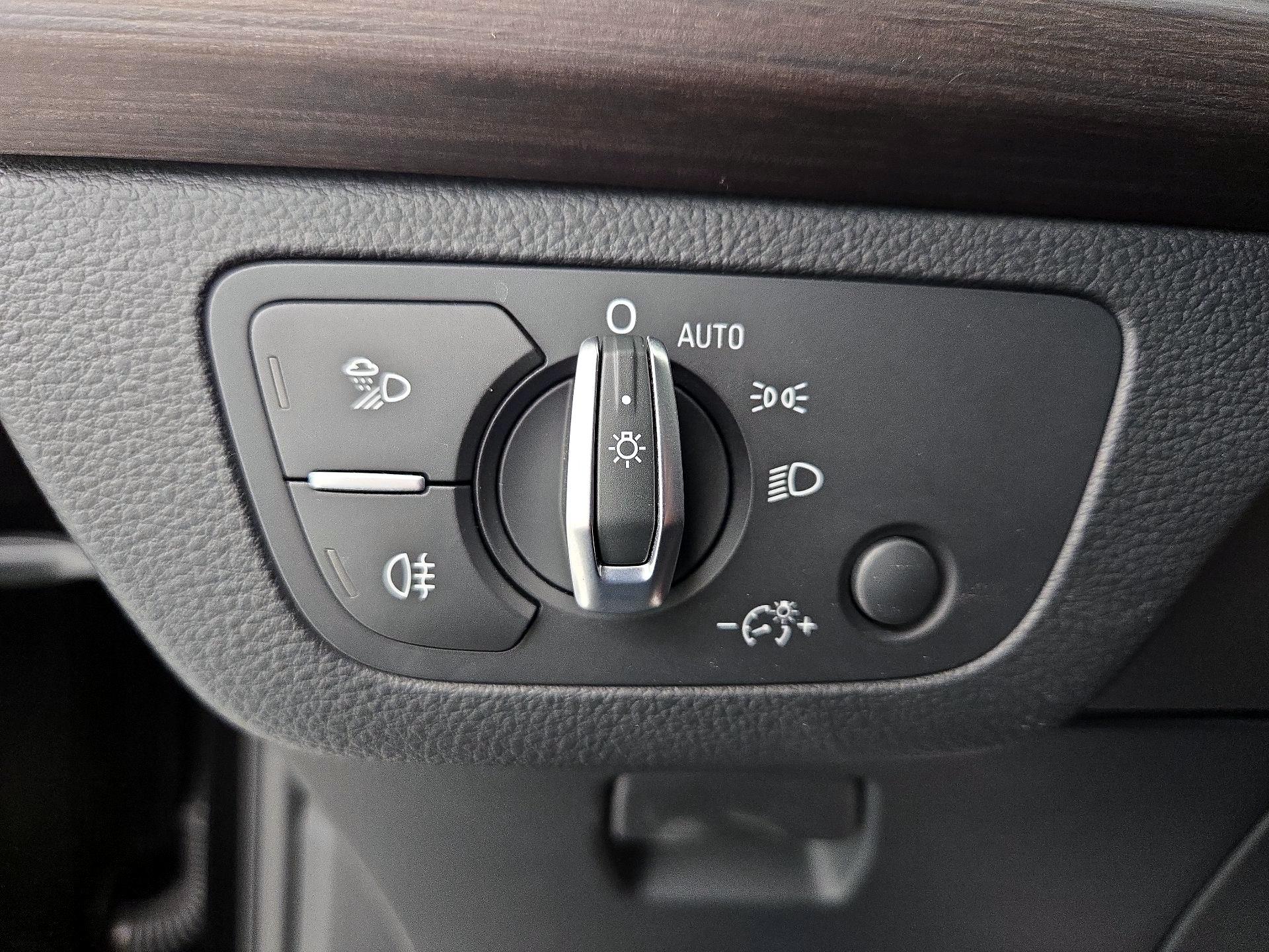 Thumbnail: 2023 Audi Q5 - 13