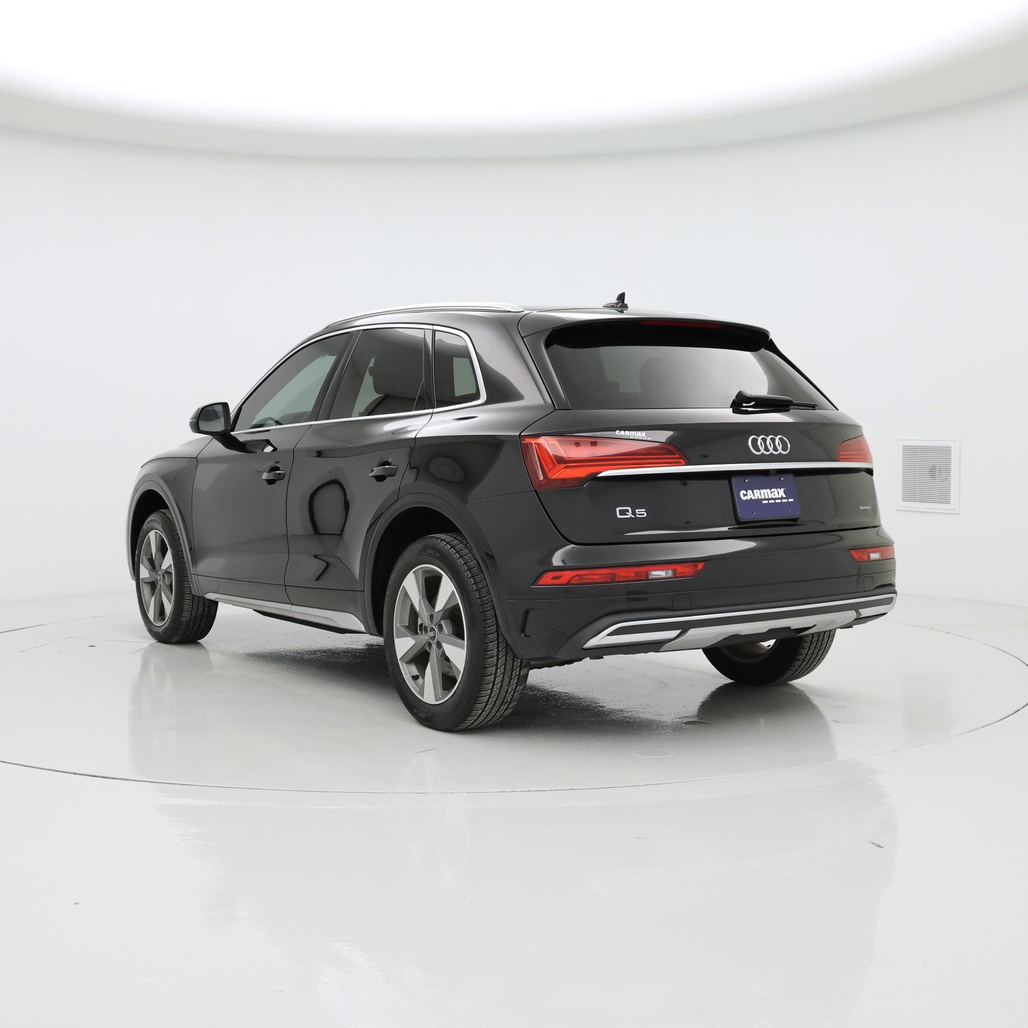 Thumbnail: 2023 Audi Q5 - 2
