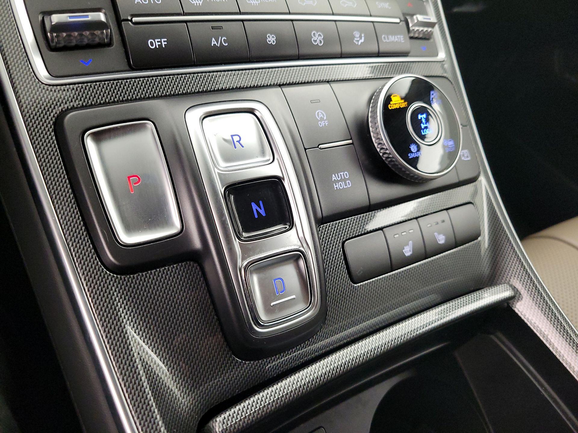 Thumbnail: 2023 Hyundai Santa Fe - 18