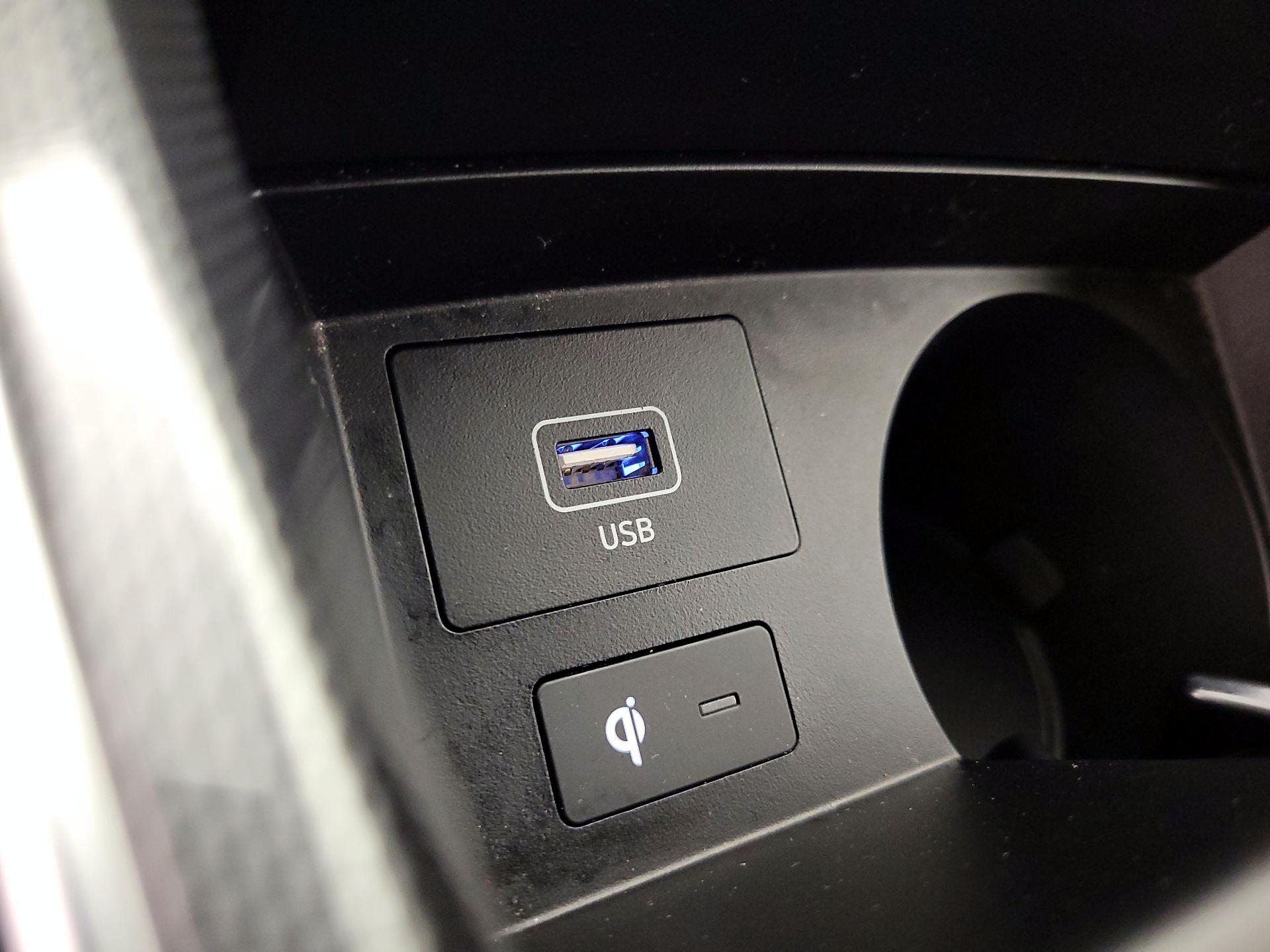 Thumbnail: 2023 Hyundai Santa Fe - 19