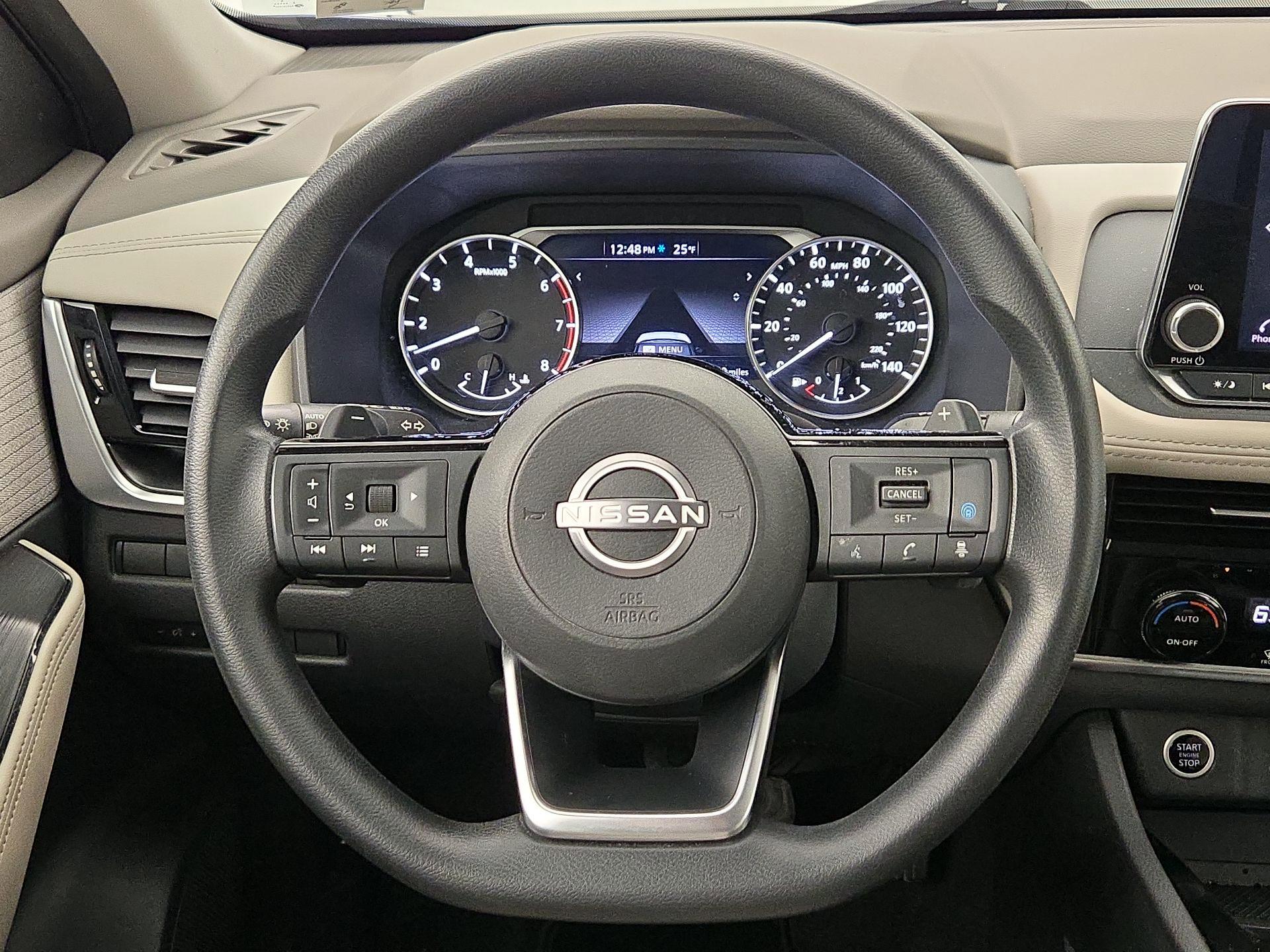 Thumbnail: 2023 Nissan Rogue - 10