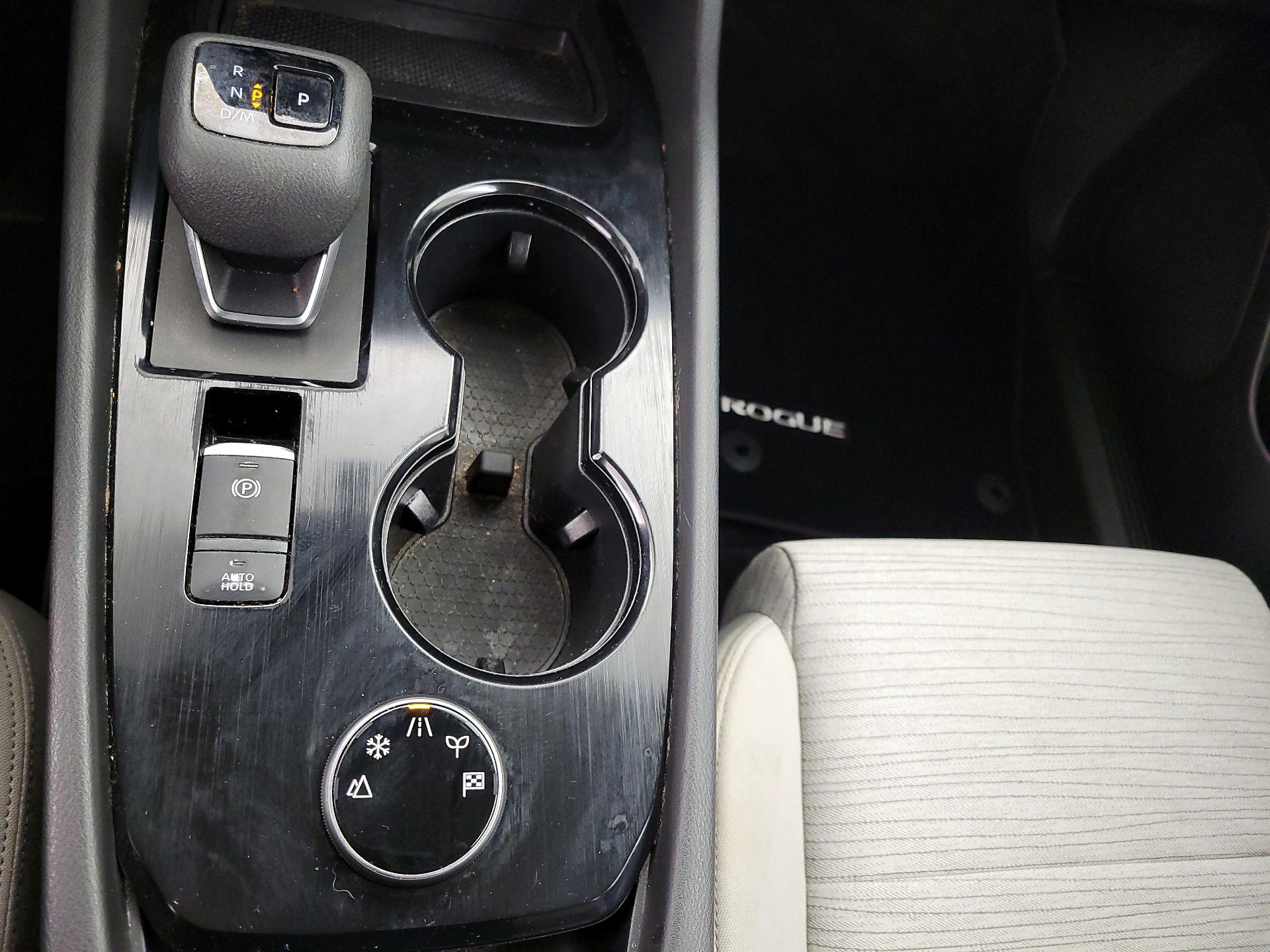 Thumbnail: 2023 Nissan Rogue - 17