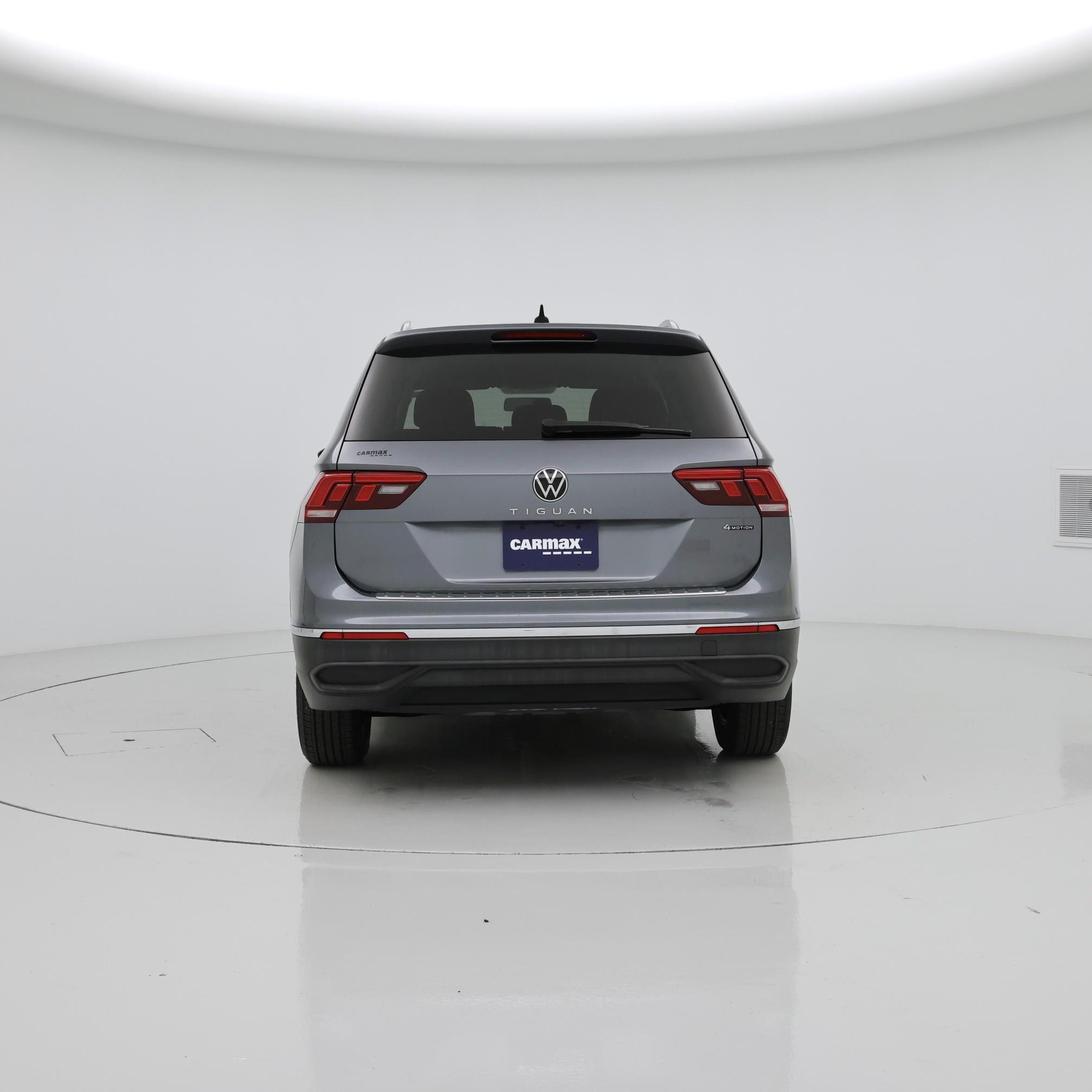 Thumbnail: 2022 Volkswagen Tiguan - 6