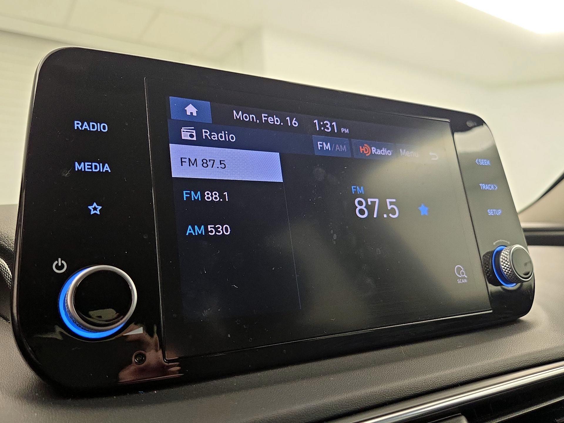 Thumbnail: 2023 Hyundai Santa Fe - 15