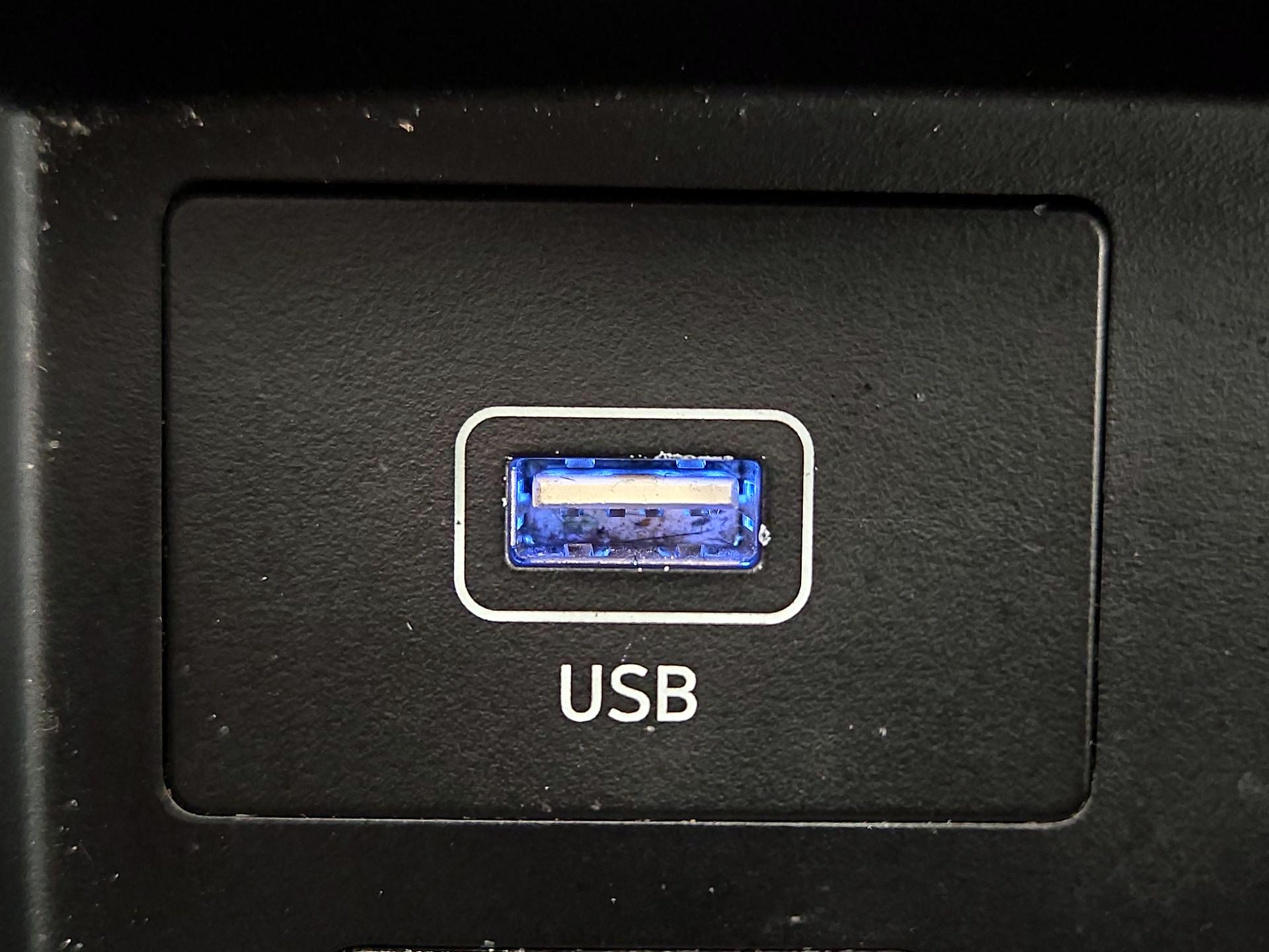 Thumbnail: 2023 Hyundai Santa Fe - 18