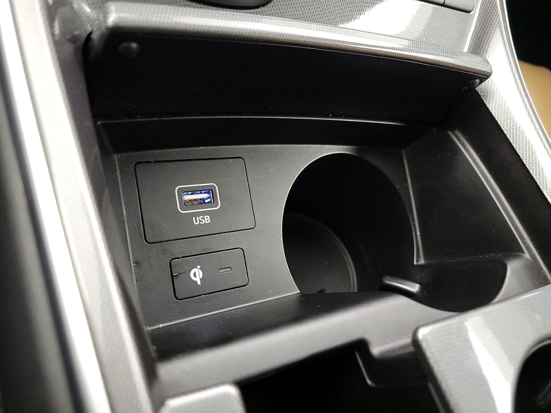 Thumbnail: 2022 Hyundai Santa Fe - 19