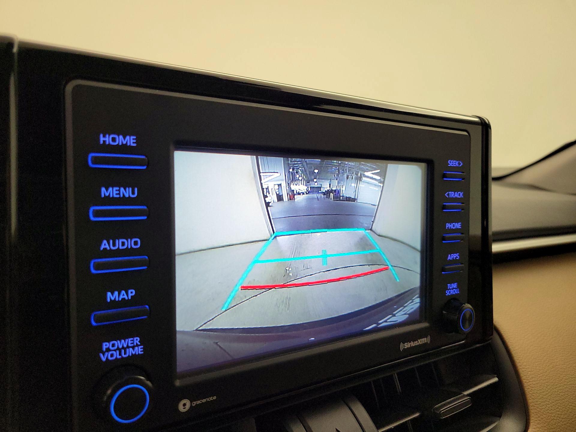 Thumbnail: 2020 Toyota RAV4 - 14