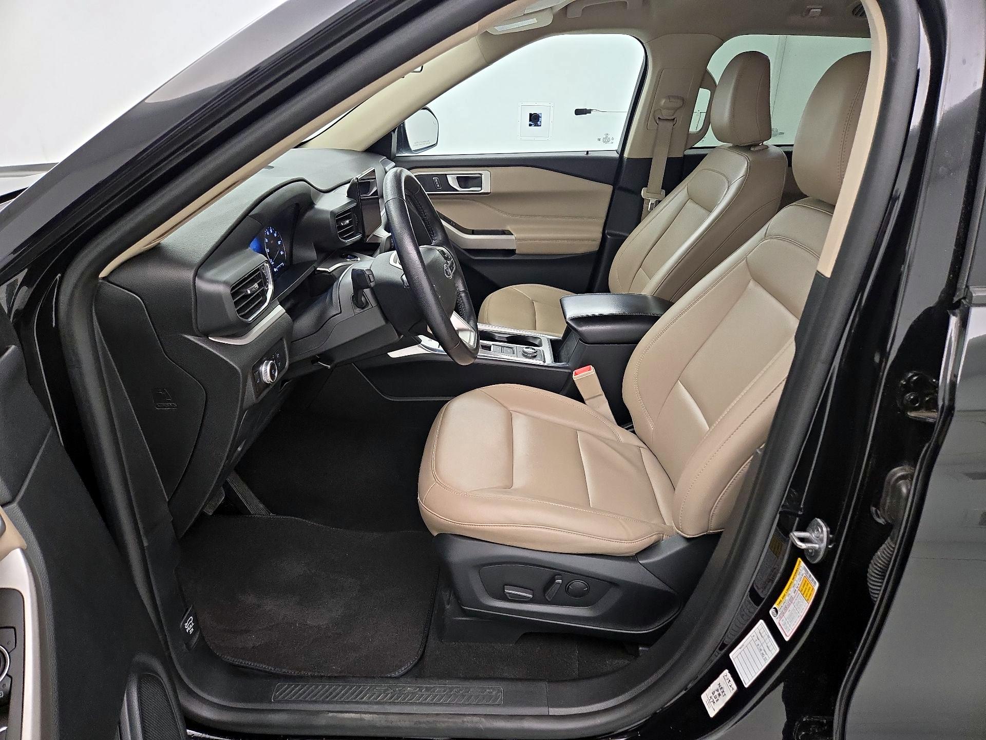 Thumbnail: 2023 Ford Explorer - 11