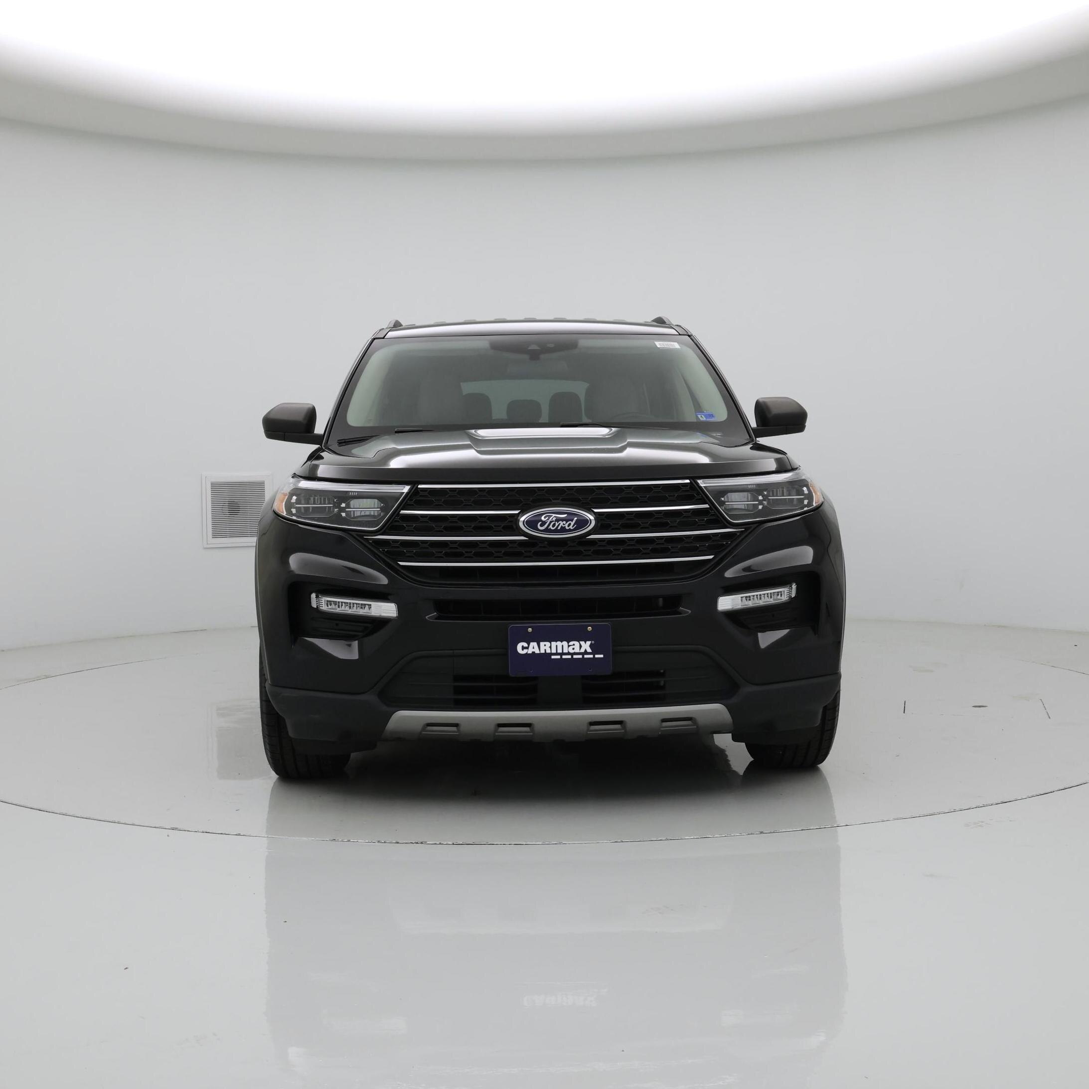 Thumbnail: 2023 Ford Explorer - 5