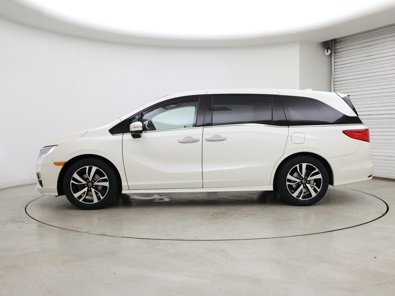 2018 Honda Odyssey Elite - Photo 4