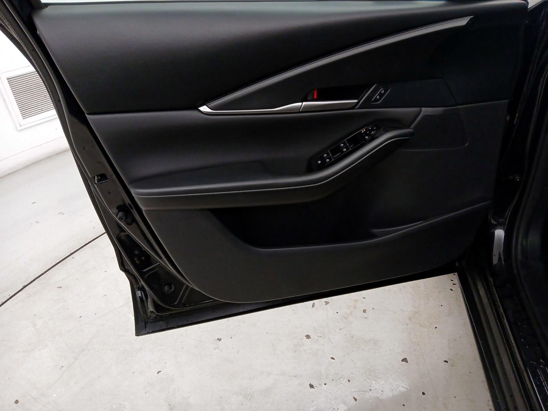 Thumbnail: 2024 Mazda CX-30 - 12