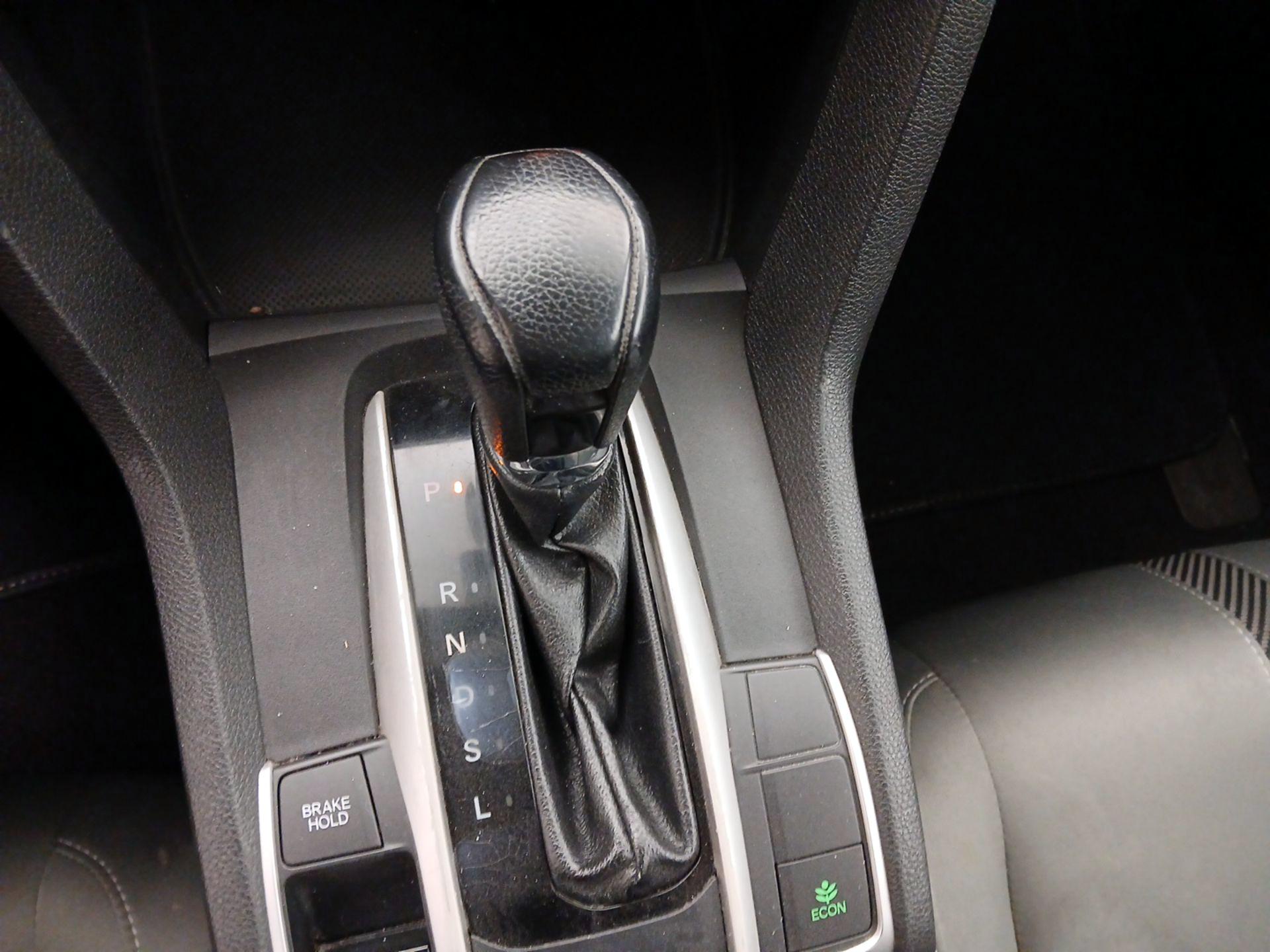 Thumbnail: 2016 Honda Civic - 17