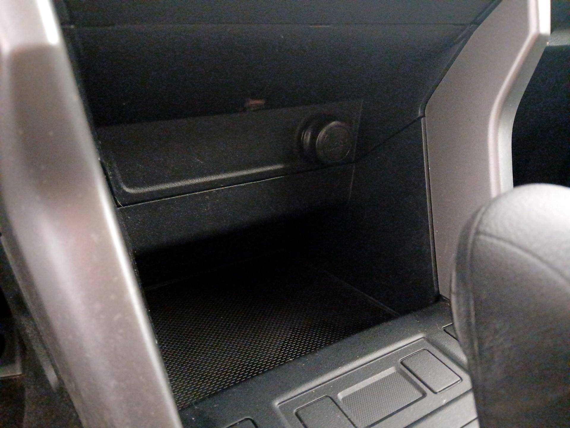 Thumbnail: 2017 Subaru Forester - 18