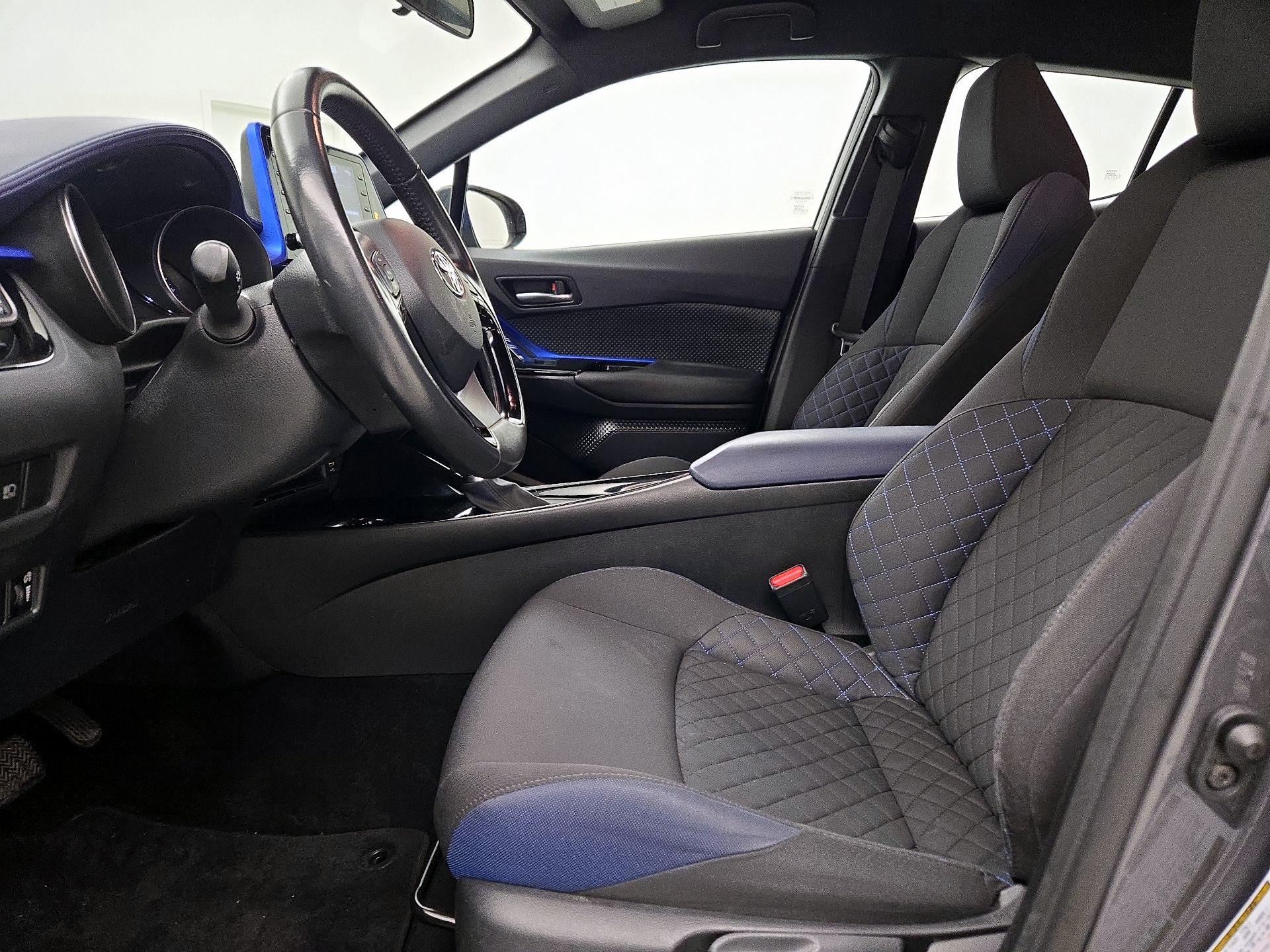 Thumbnail: 2021 Toyota C-HR - 11