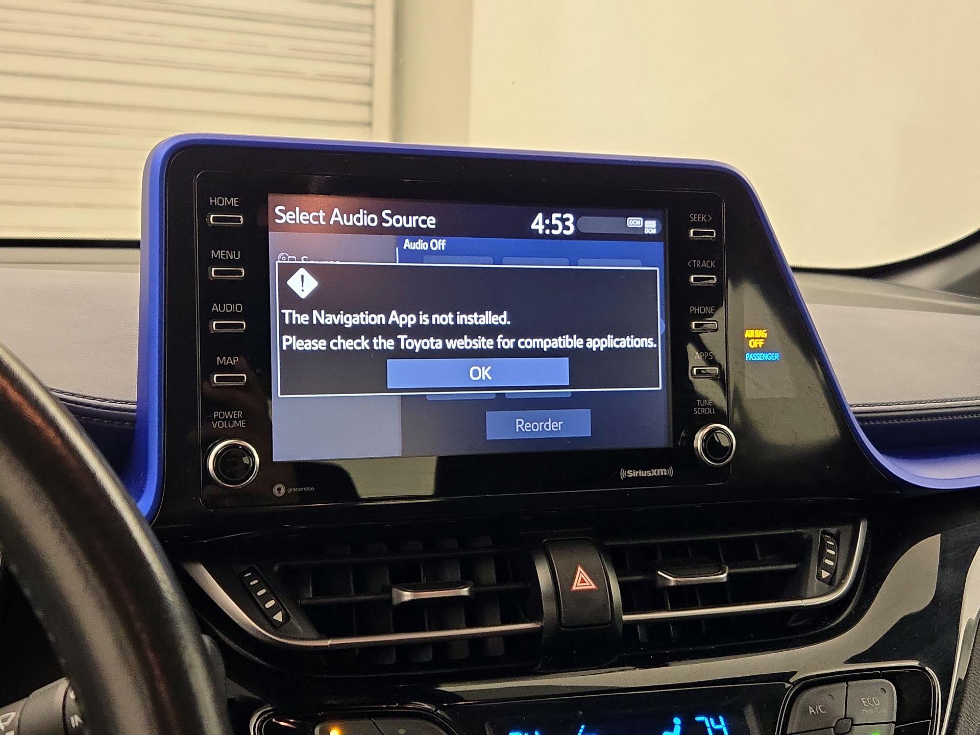 Thumbnail: 2021 Toyota C-HR - 14