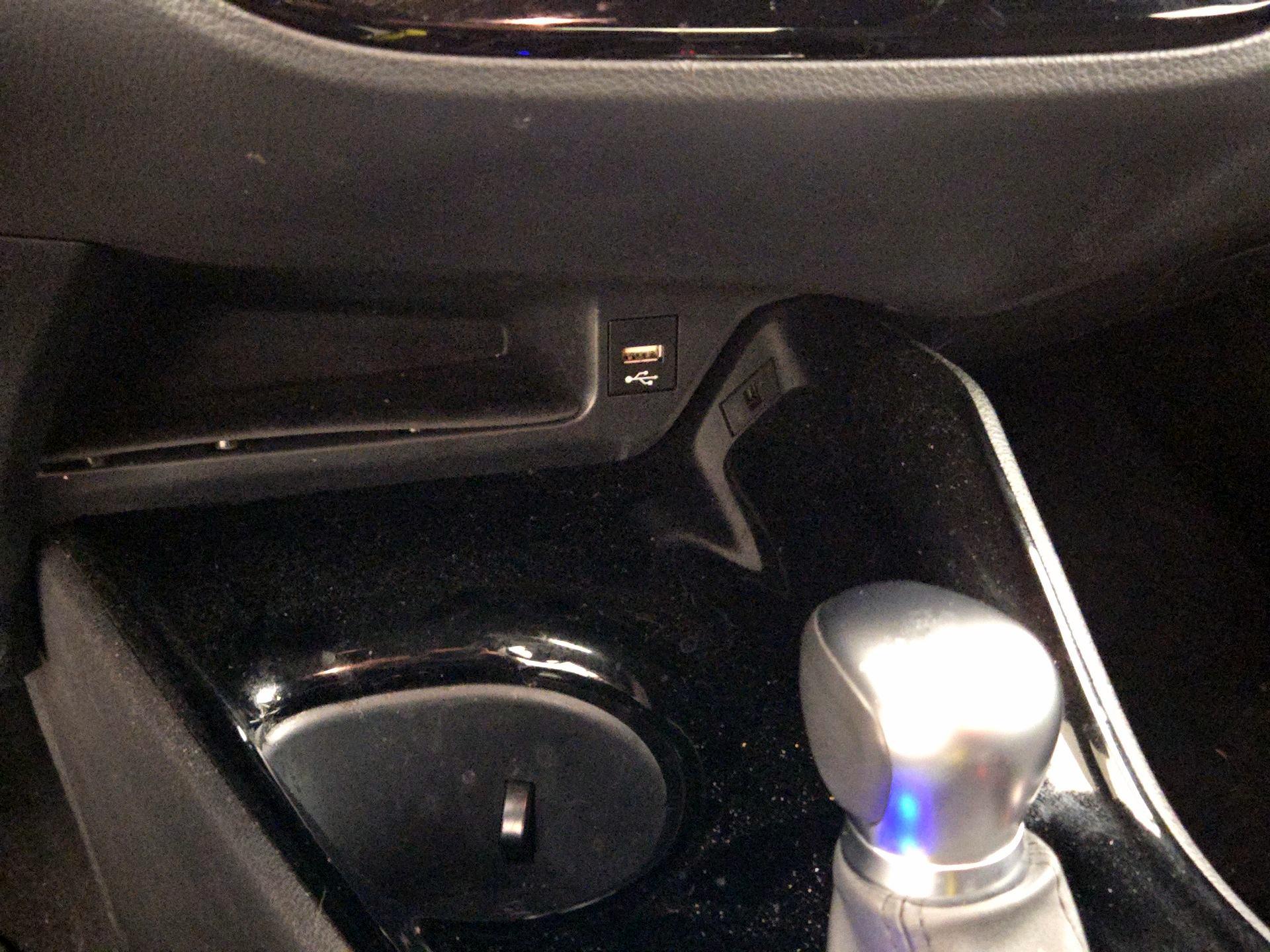 Thumbnail: 2021 Toyota C-HR - 19