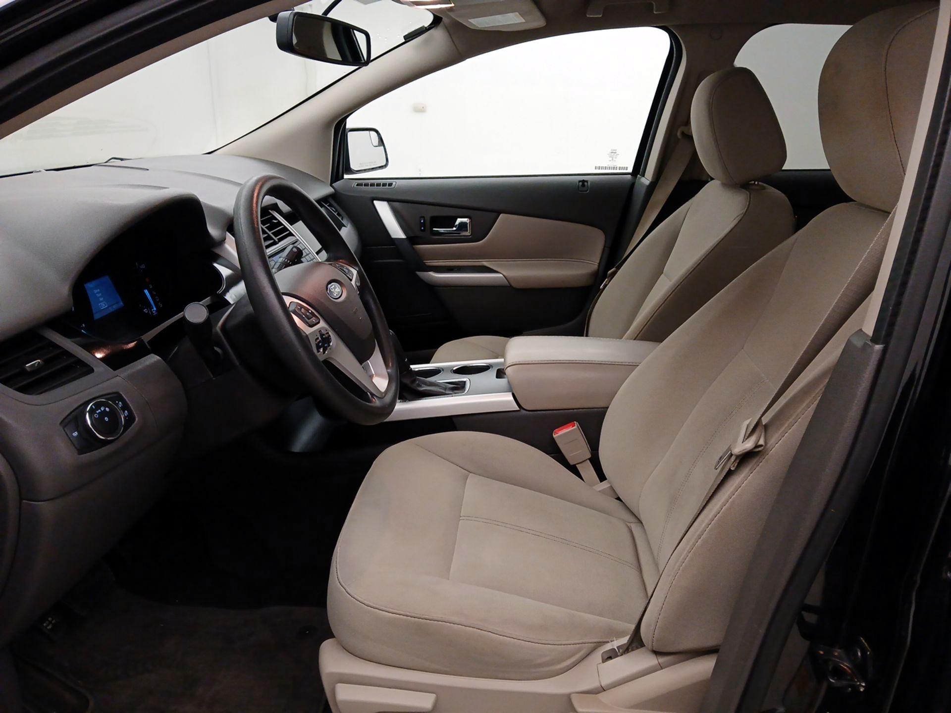 Thumbnail: 2014 Ford Edge - 11