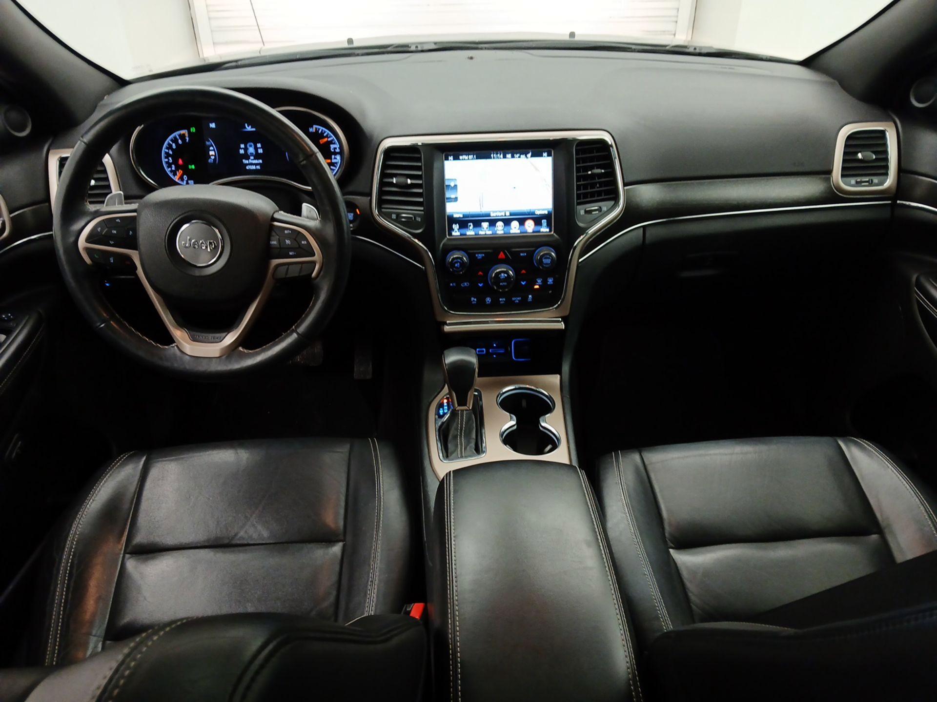 Thumbnail: 2017 Jeep Grand Cherokee - 9