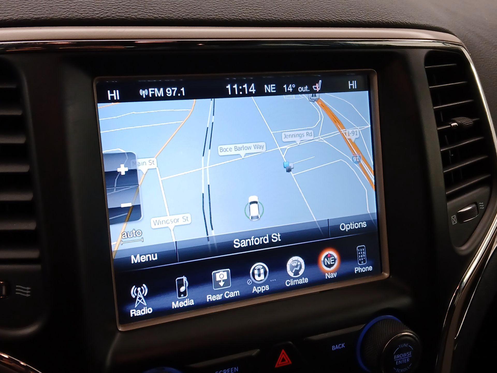 Thumbnail: 2017 Jeep Grand Cherokee - 14