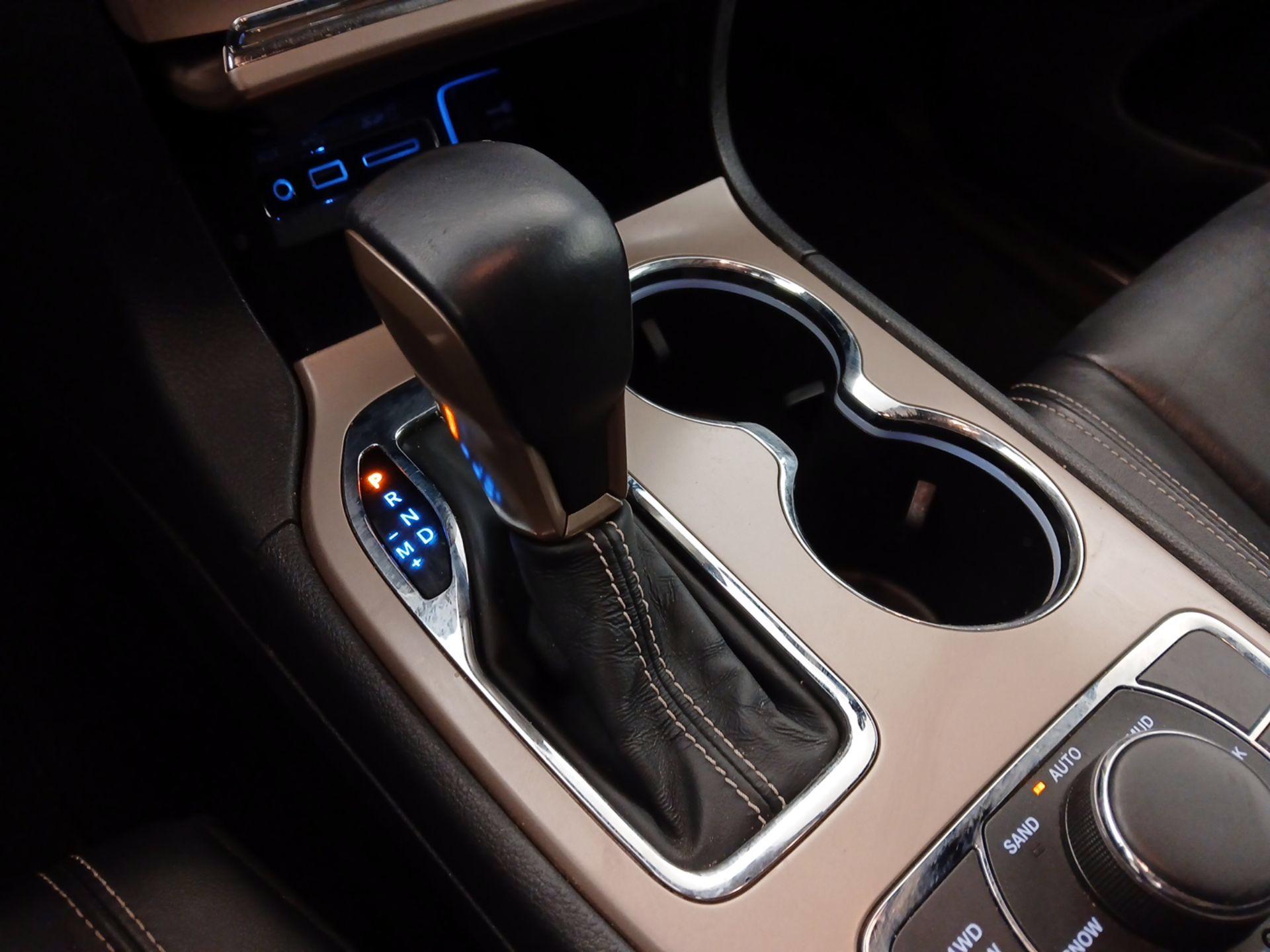 Thumbnail: 2017 Jeep Grand Cherokee - 18