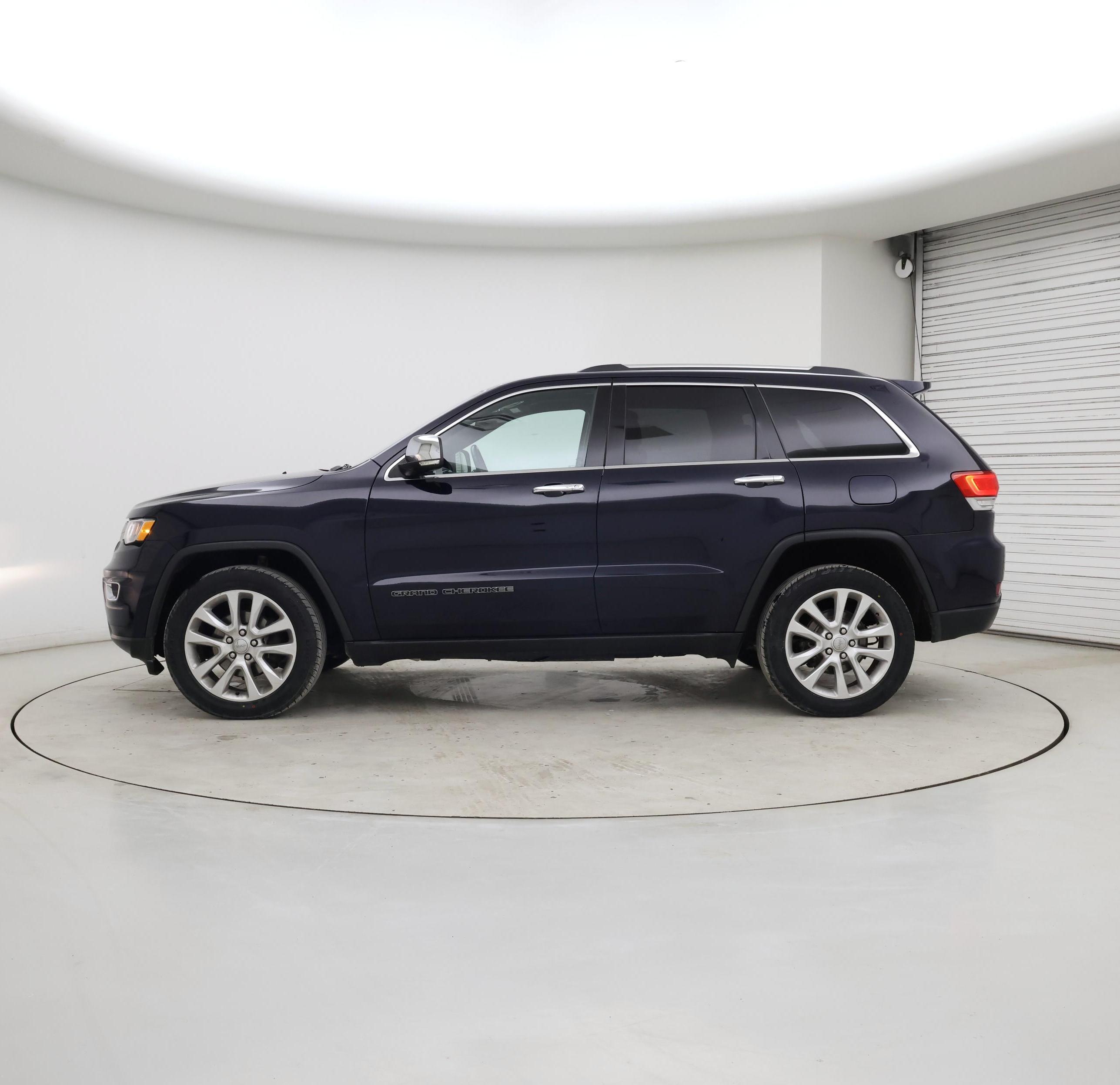 Thumbnail: 2017 Jeep Grand Cherokee - 3